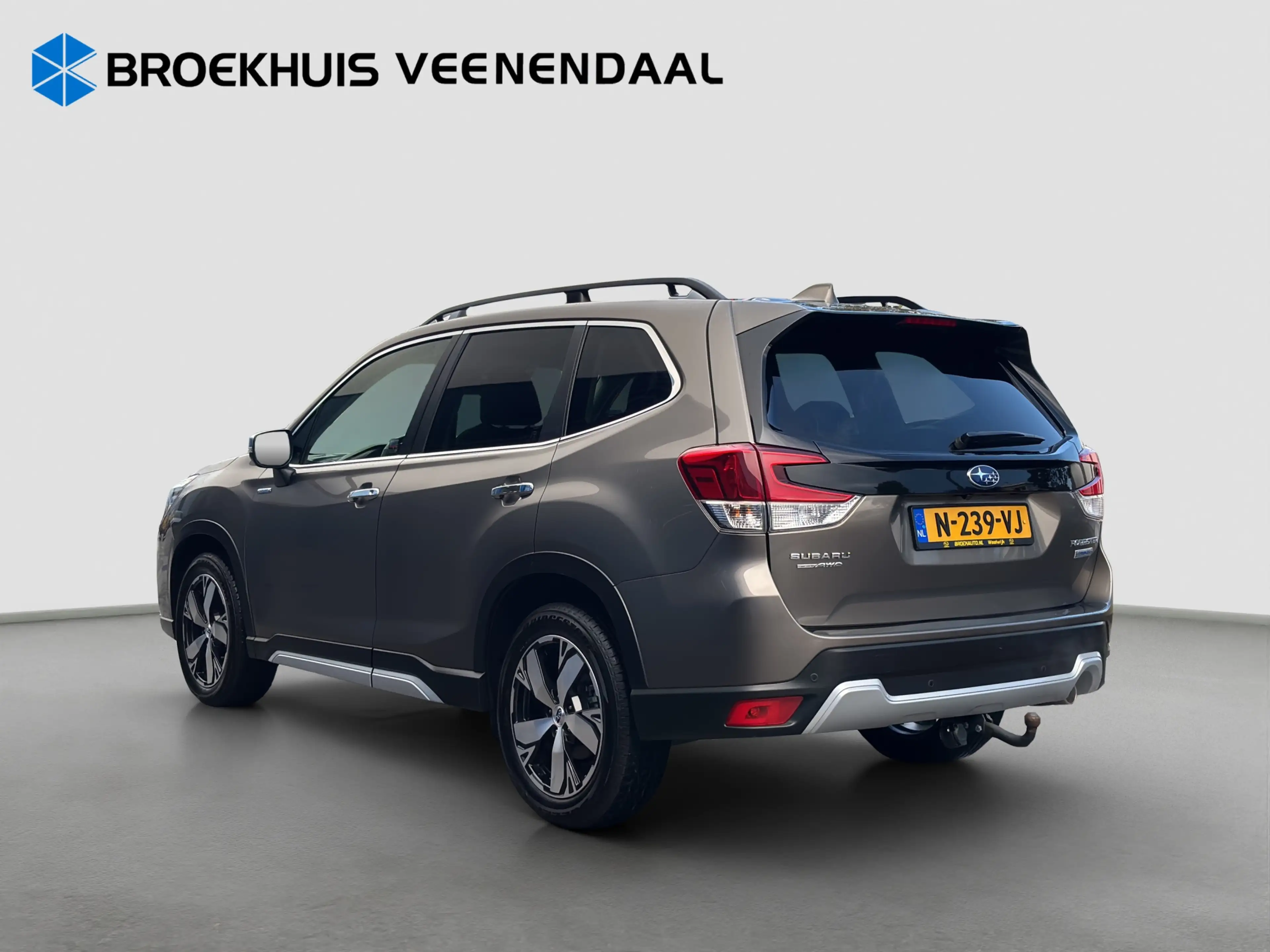 Subaru Forester 2.0i e-BOXER First Edition | Trekhaak | Panoramdak — photo 3