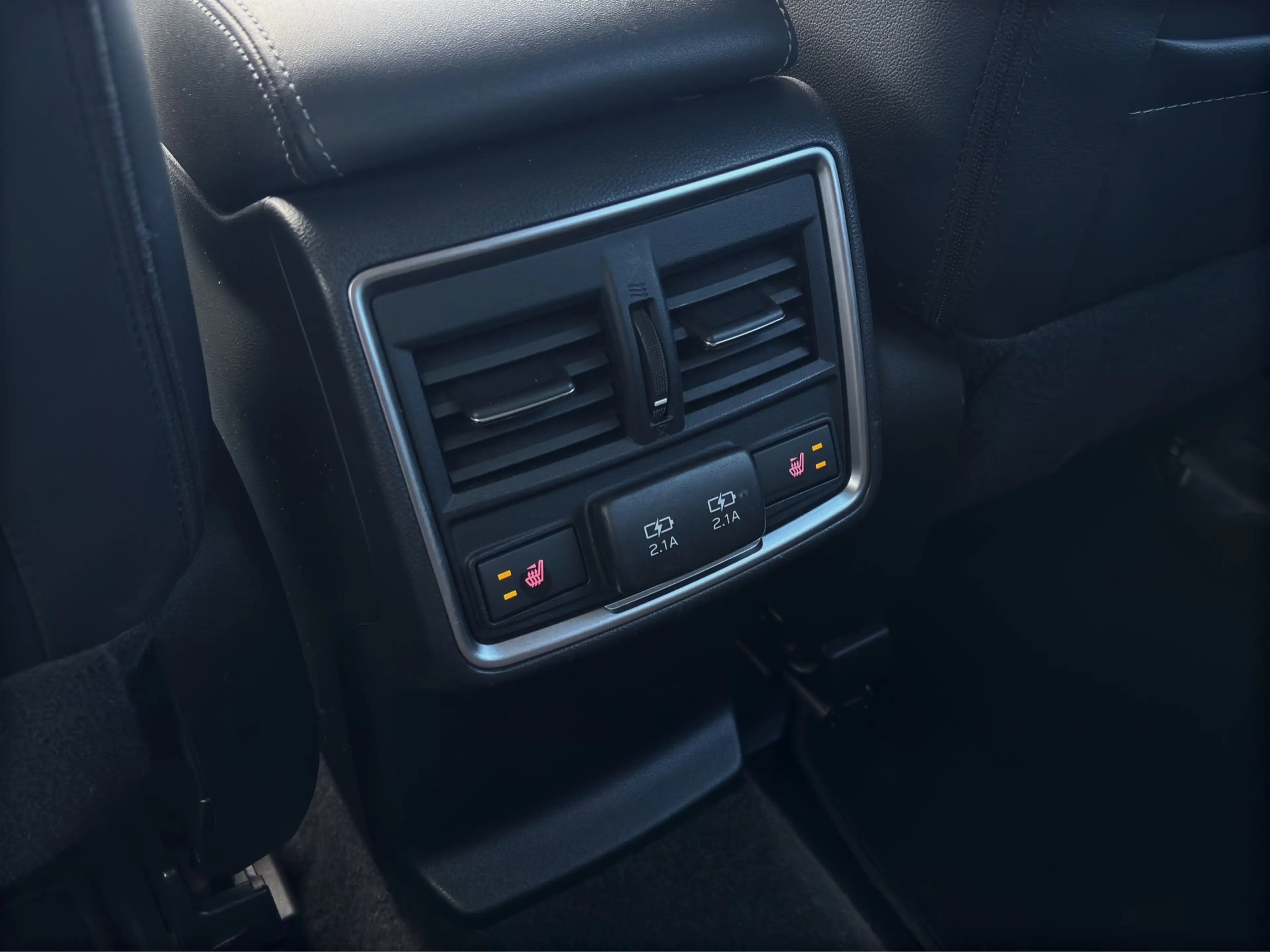 Subaru Forester 2.0i e-BOXER First Edition | Trekhaak | Panoramdak — photo 27