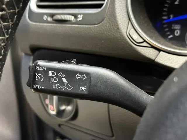 Volkswagen Golf view 28