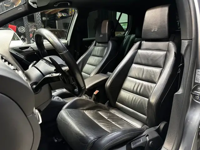 Volkswagen Golf view 11