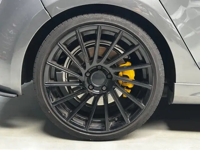 Volkswagen Golf view 8