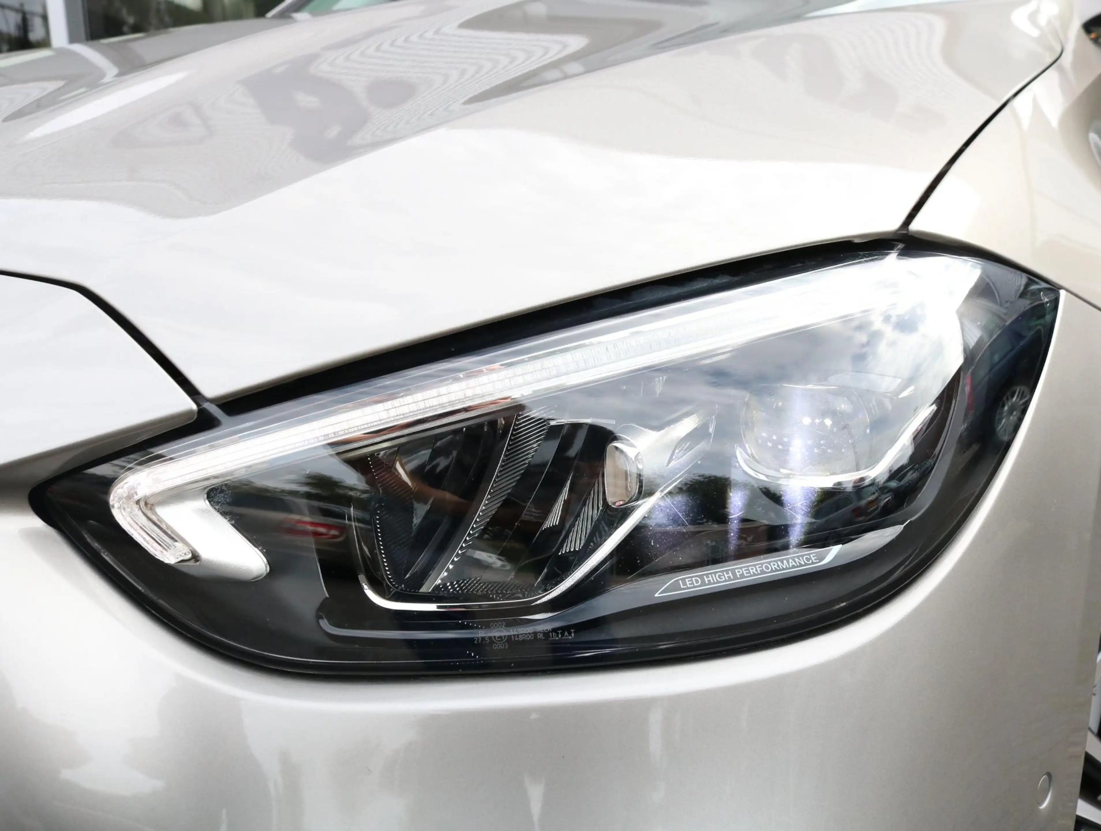 Mercedes-Benz C 200 AMG Line — photo 12