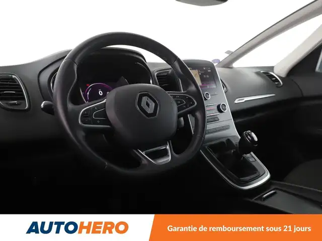 Renault Grand Scenic view 11