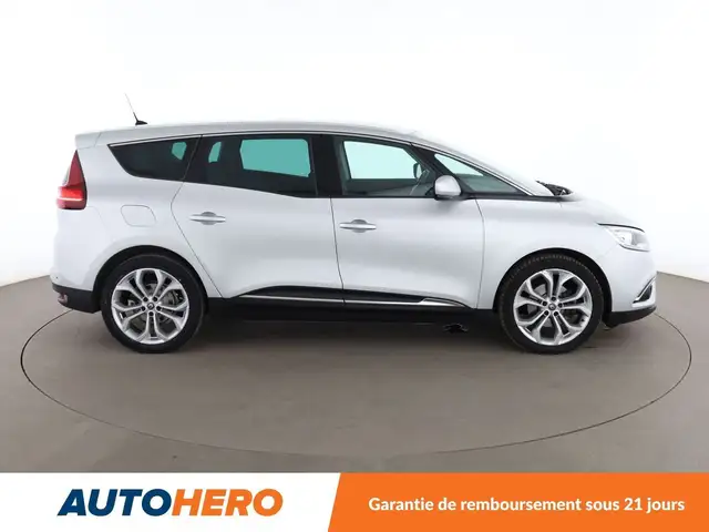 Renault Grand Scenic view 7
