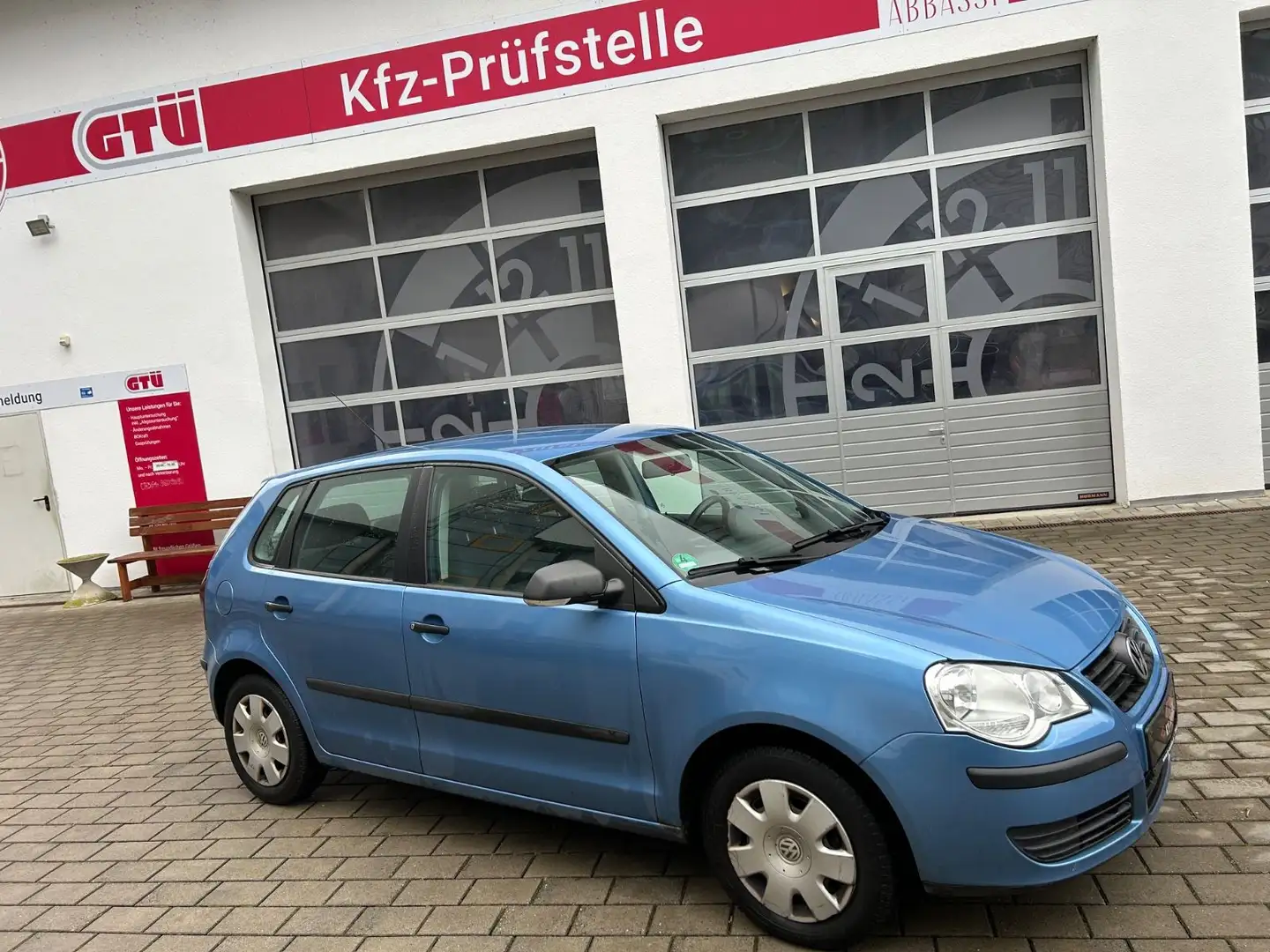Volkswagen Polo IV Trendline 1.4L /Klima/8-fach Bereift Blue - 2