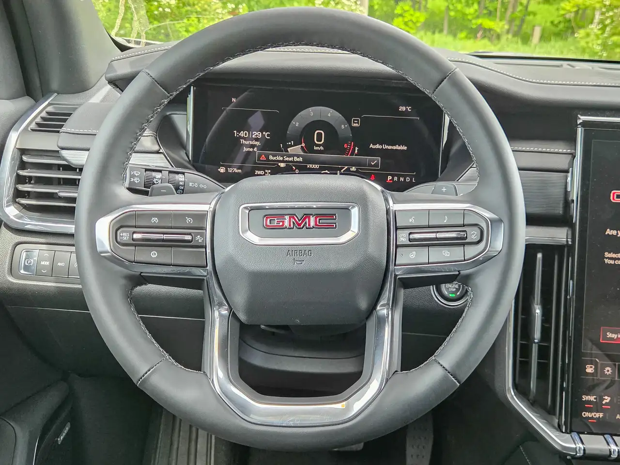 GMC Acadia снимка GMC Acadia