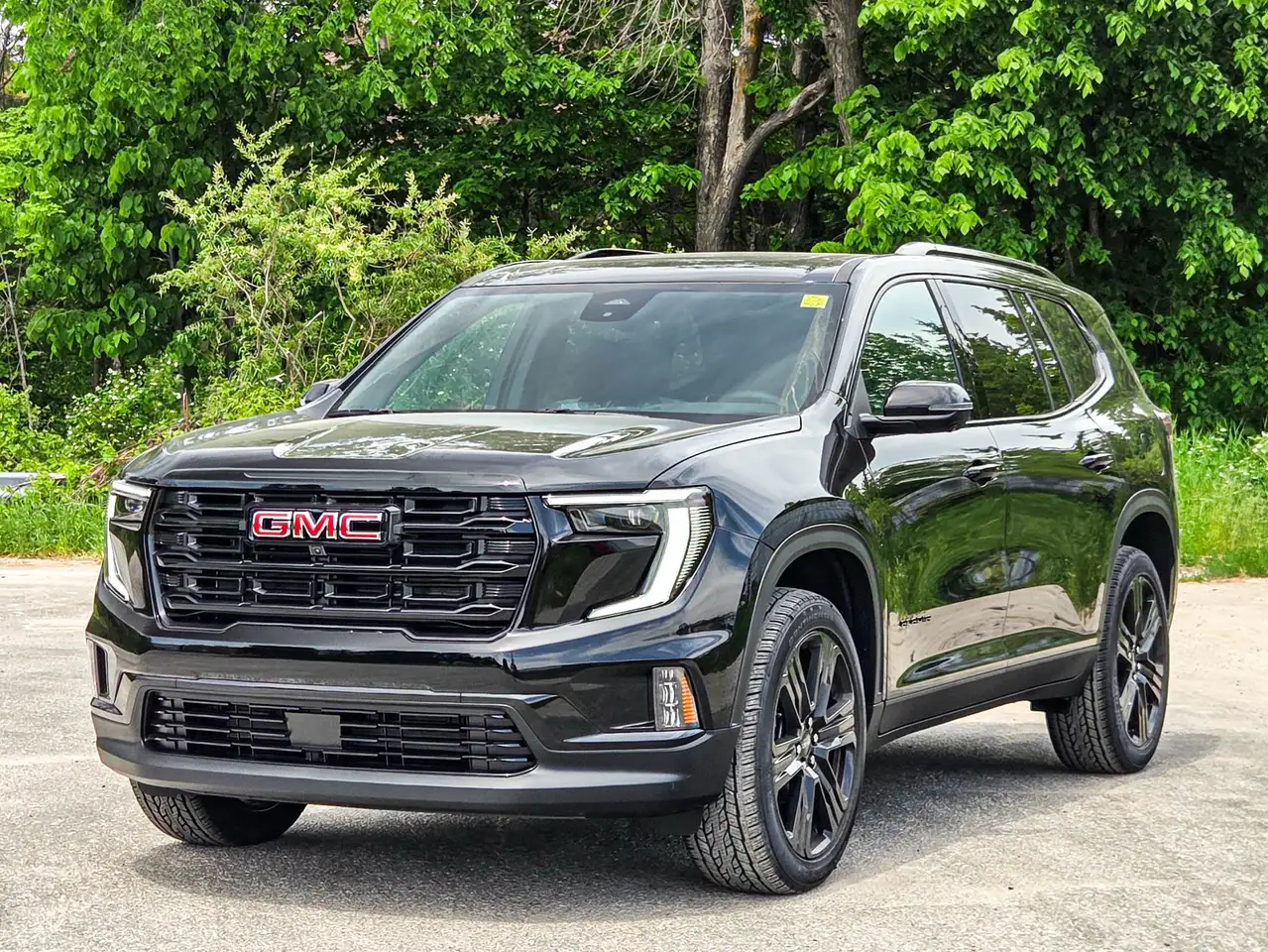 GMC Acadia снимка GMC Acadia