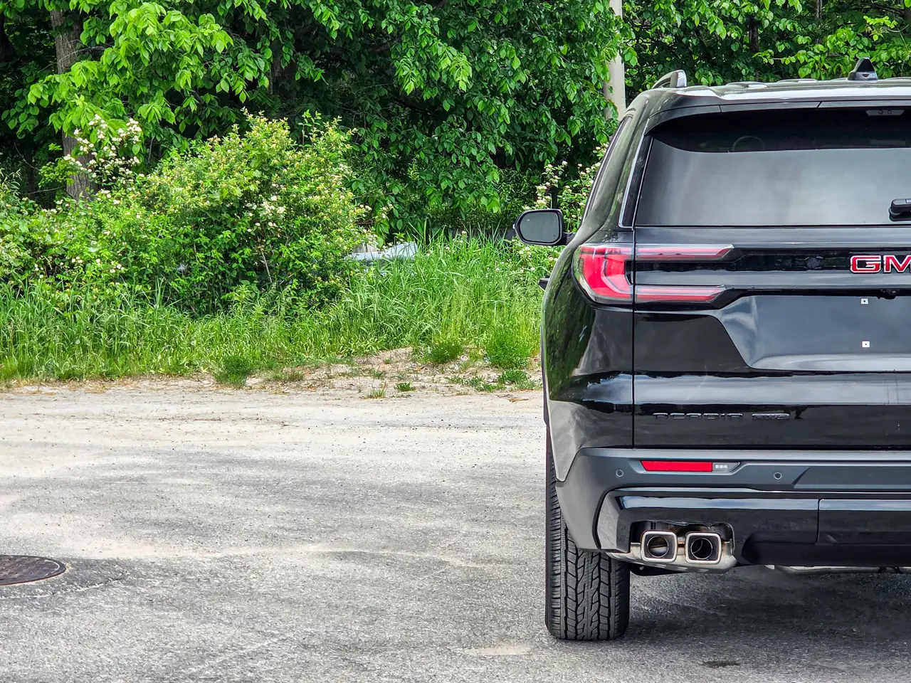 GMC Acadia снимка GMC Acadia