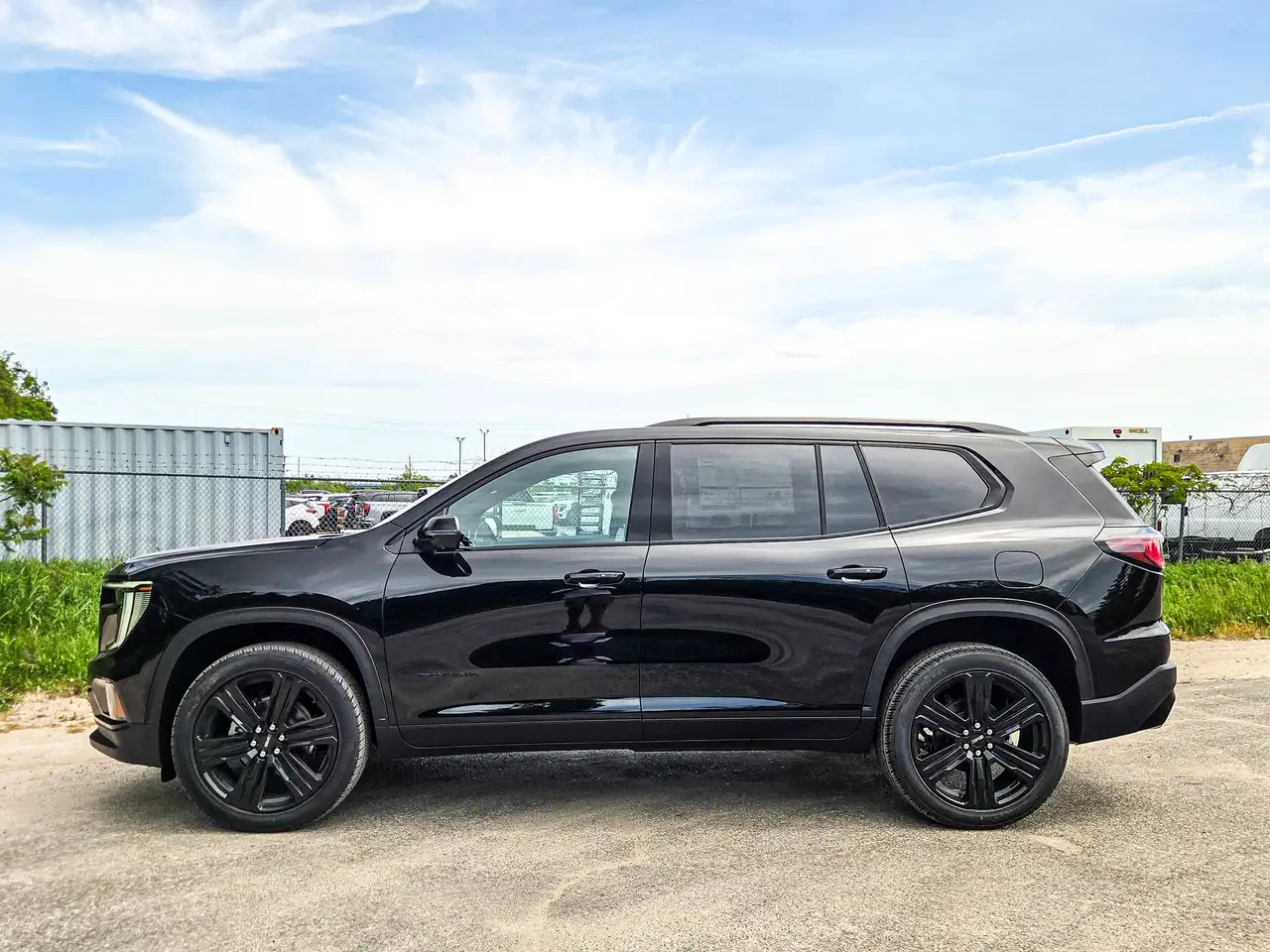 GMC Acadia снимка GMC Acadia