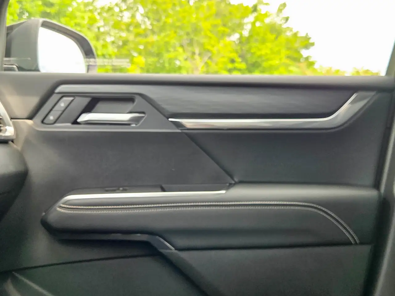 GMC Acadia снимка GMC Acadia