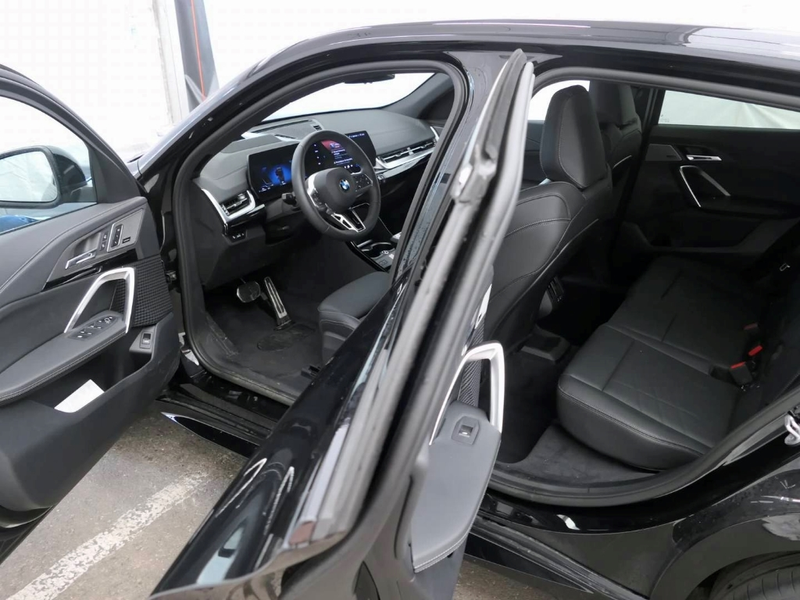 BMW X2 sDrive20d A M-Sport Sportpaket HUD AD AHK-el. klap — photo 5