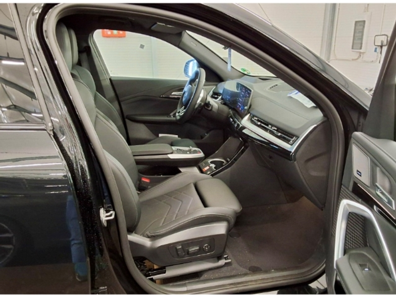 BMW X2 sDrive20d A M-Sport Sportpaket HUD AD AHK-el. klap — photo 4
