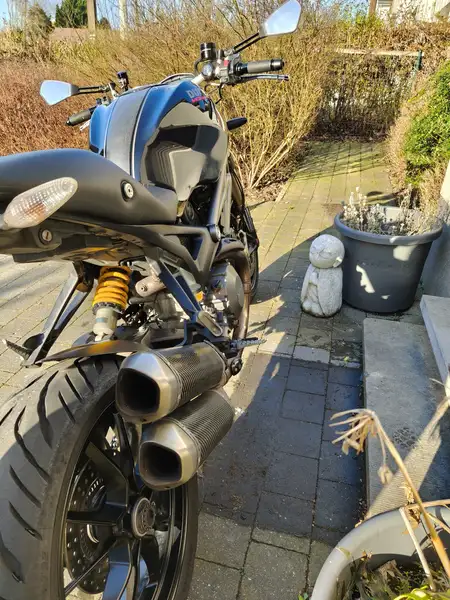 Ducati Monster 1100 - foto 3