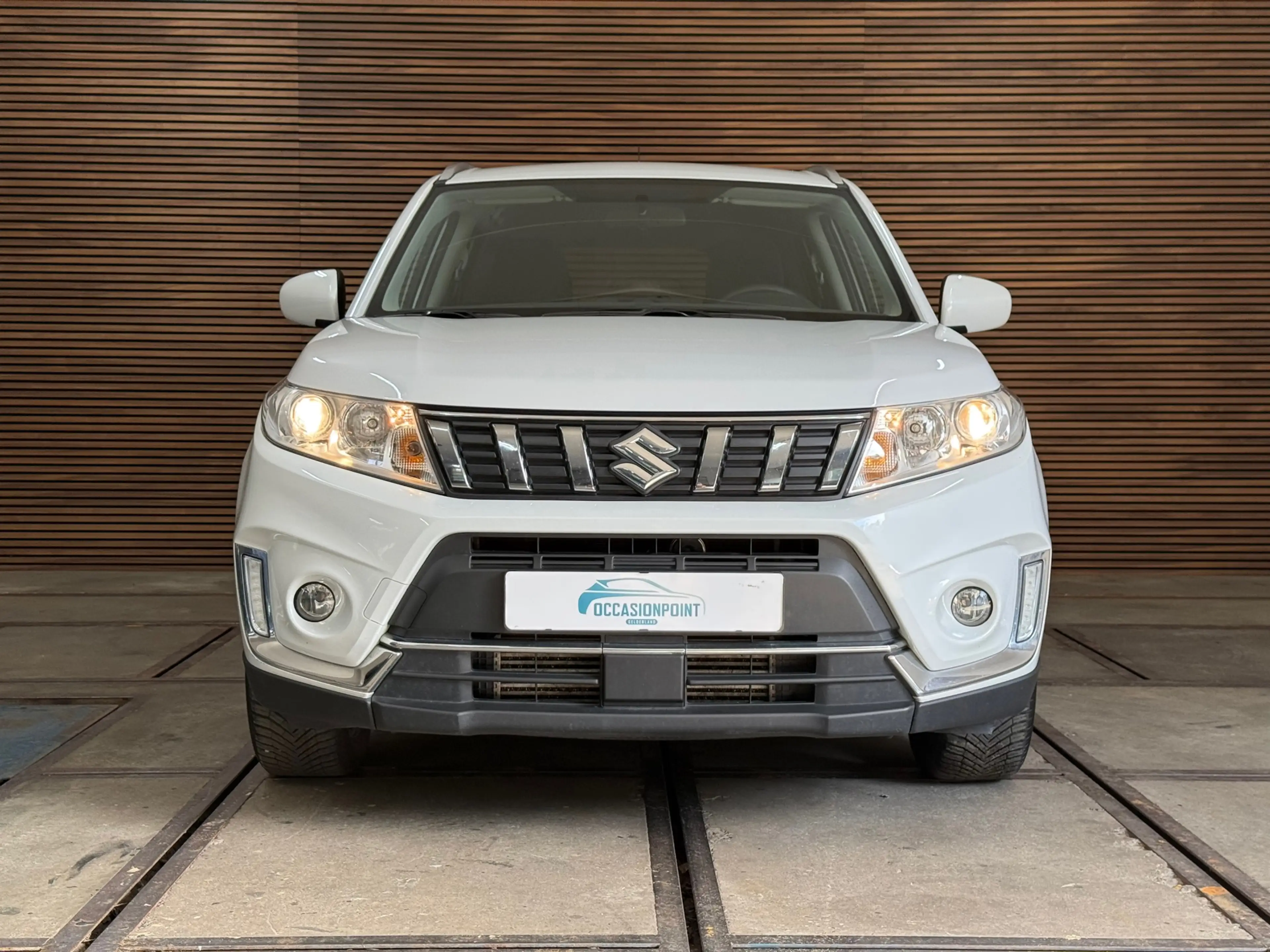 Suzuki Vitara 1.0 Boosterjet Select | ACC | Navi | Camera | LED — photo 4
