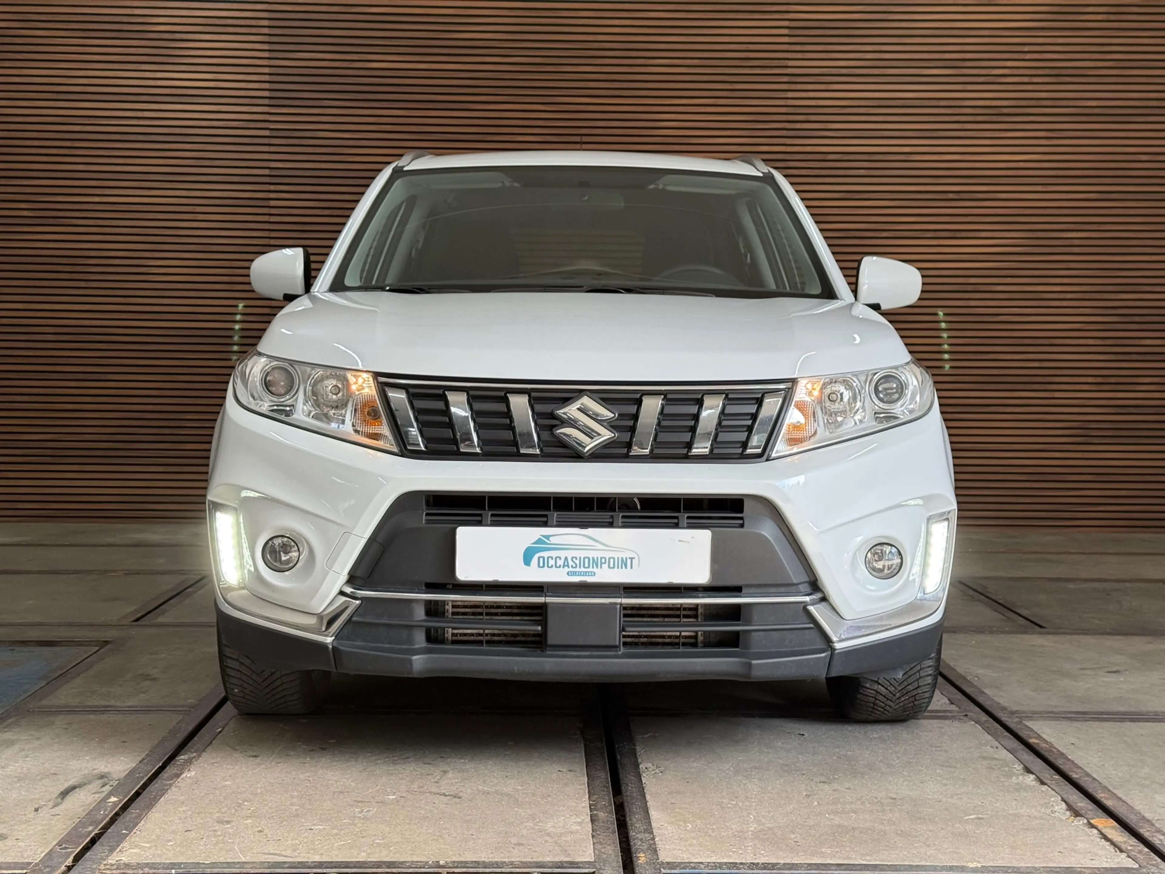 Suzuki Vitara 1.0 Boosterjet Select | ACC | Navi | Camera | LED — photo 3