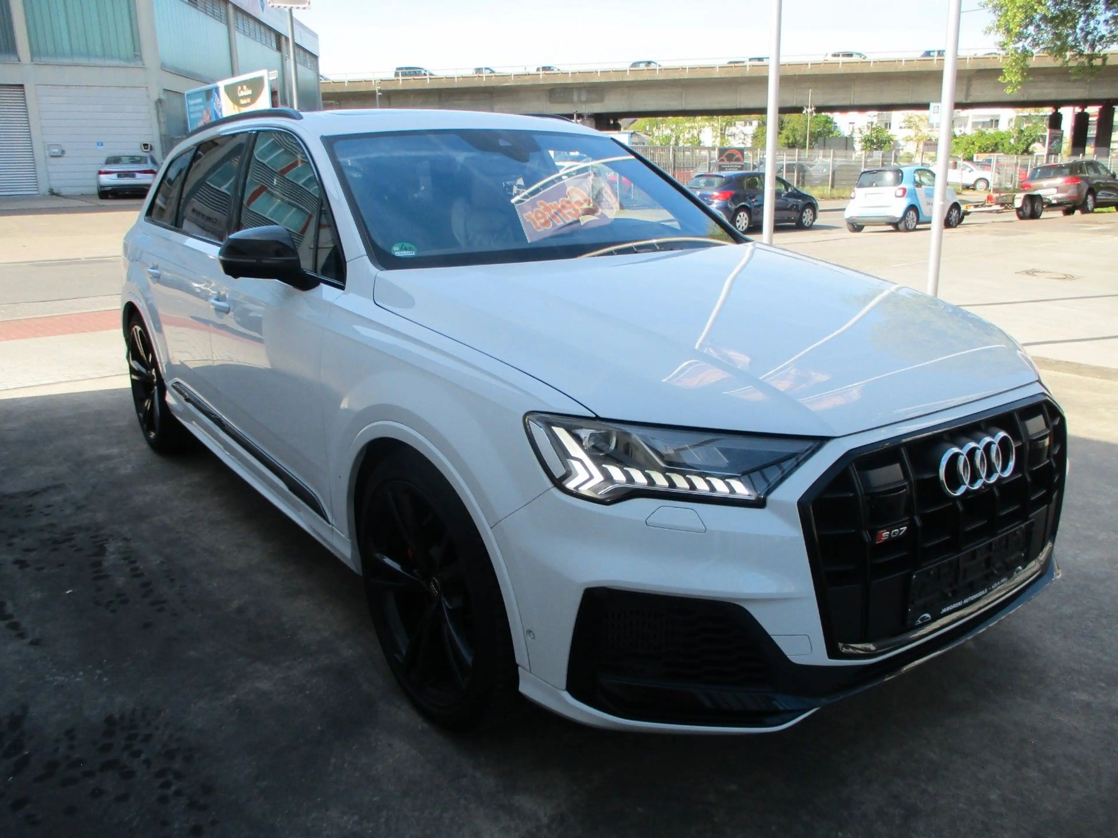Audi SQ7 4.0 TDI quattro — photo 2