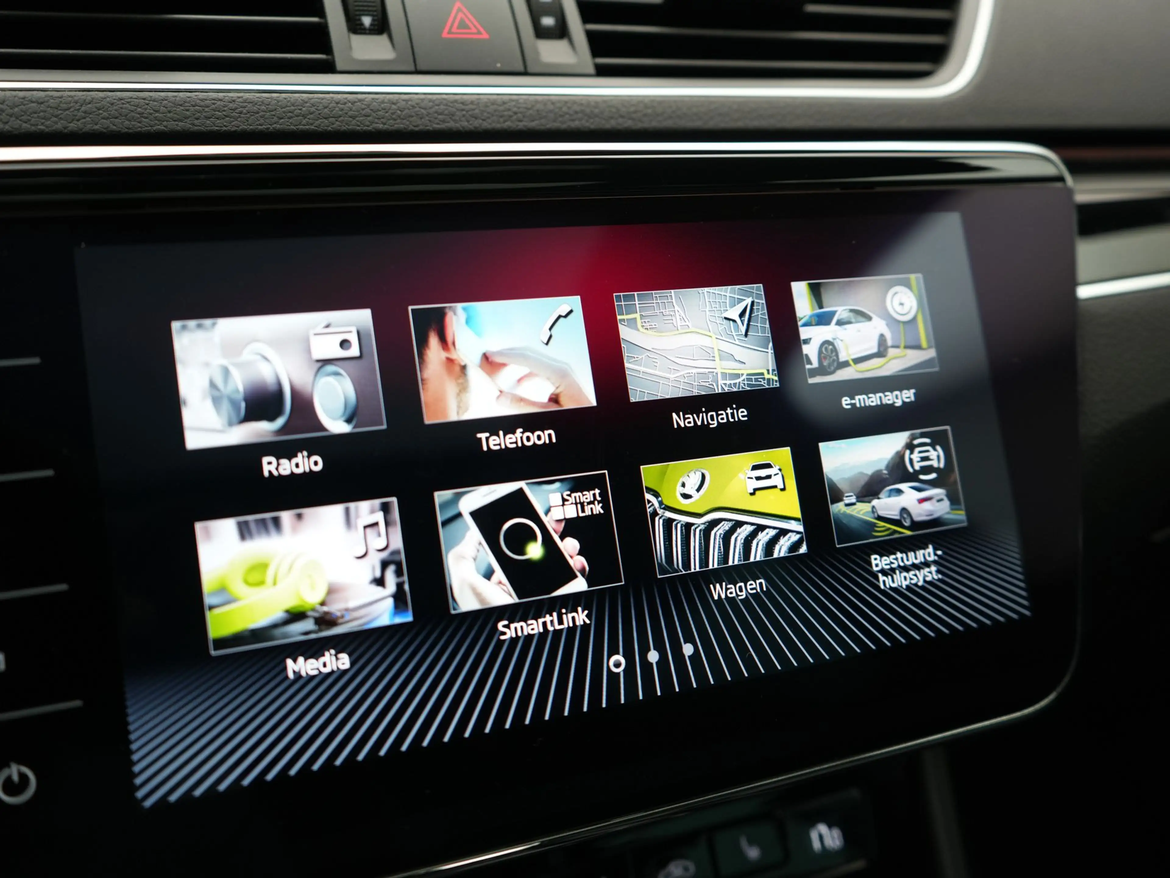 Skoda Superb Combi 1.4 TSI iV Laurin & Klement PHEV 218pk | Tre — photo 45
