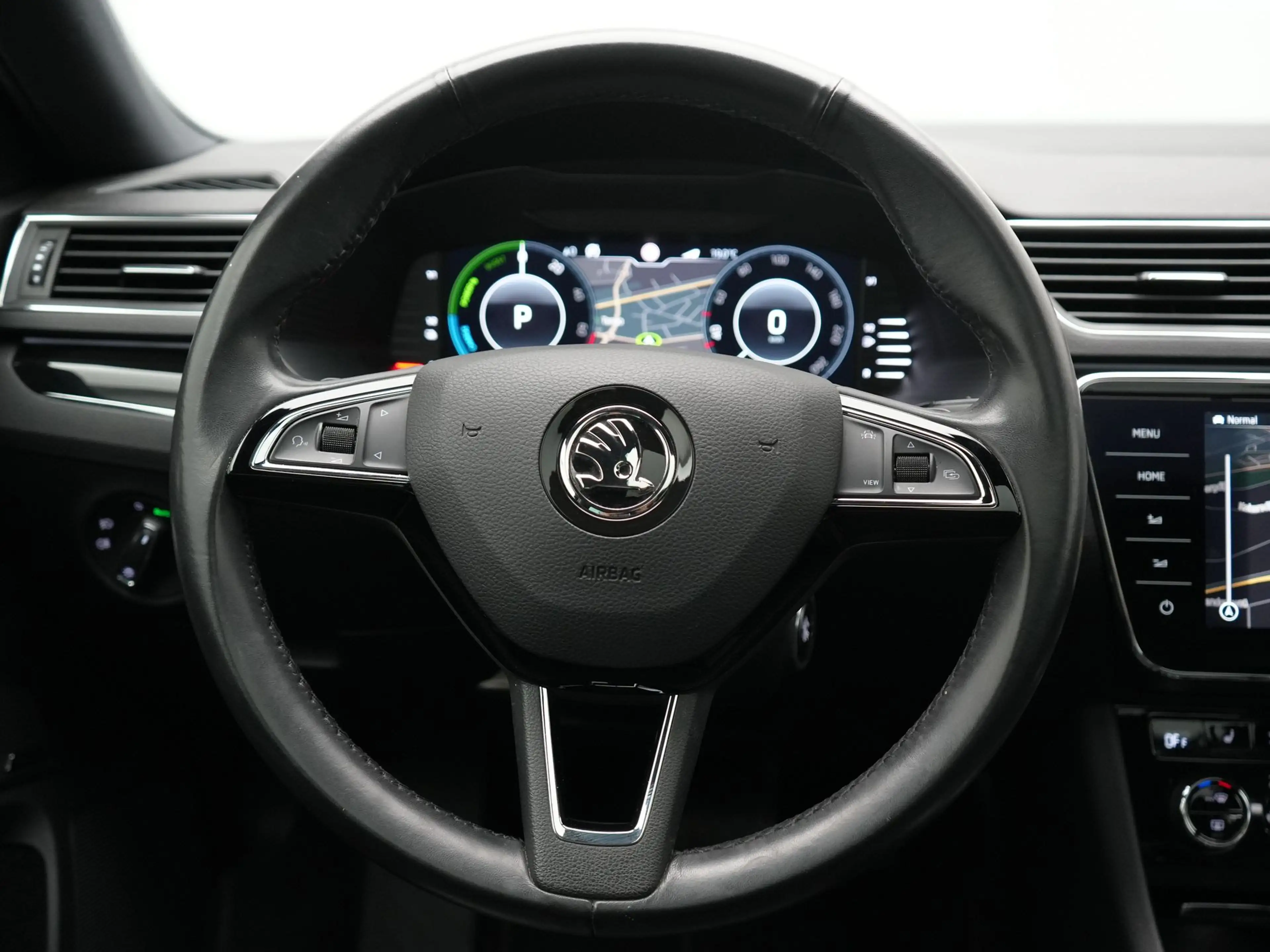 Skoda Superb Combi 1.4 TSI iV Laurin & Klement PHEV 218pk | Tre — photo 26