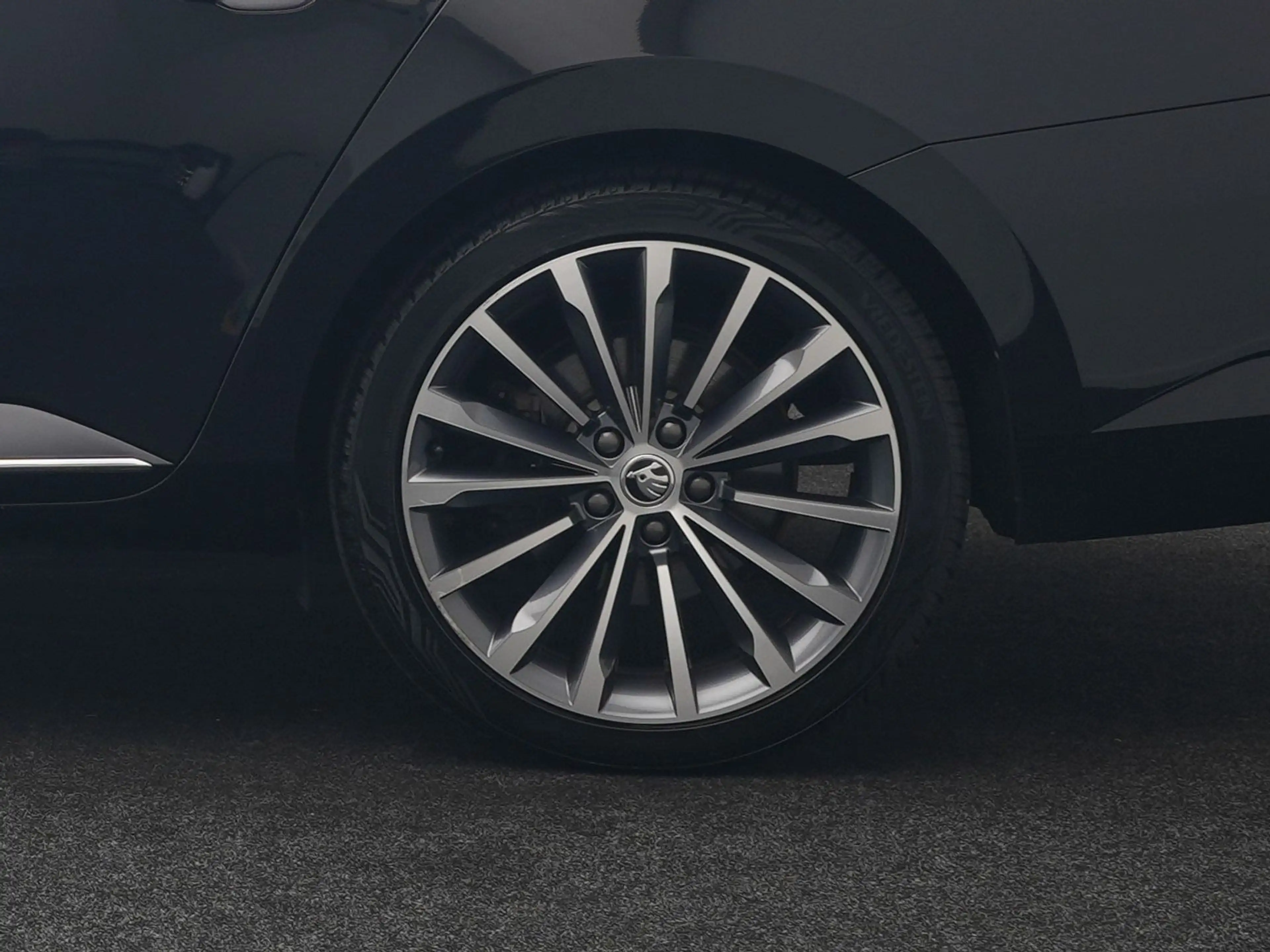 Skoda Superb Combi 1.4 TSI iV Laurin & Klement PHEV 218pk | Tre — photo 50