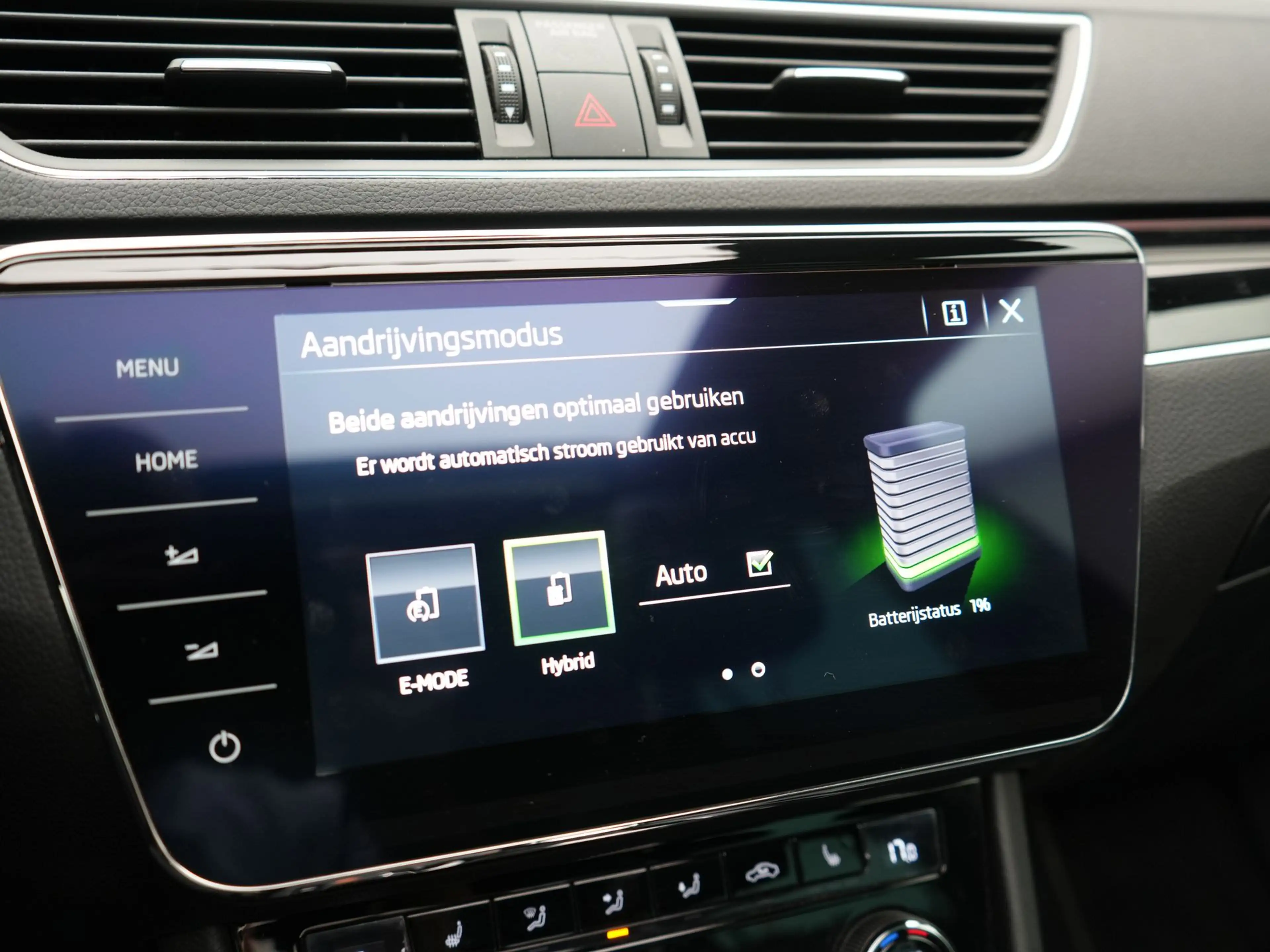 Skoda Superb Combi 1.4 TSI iV Laurin & Klement PHEV 218pk | Tre — photo 48
