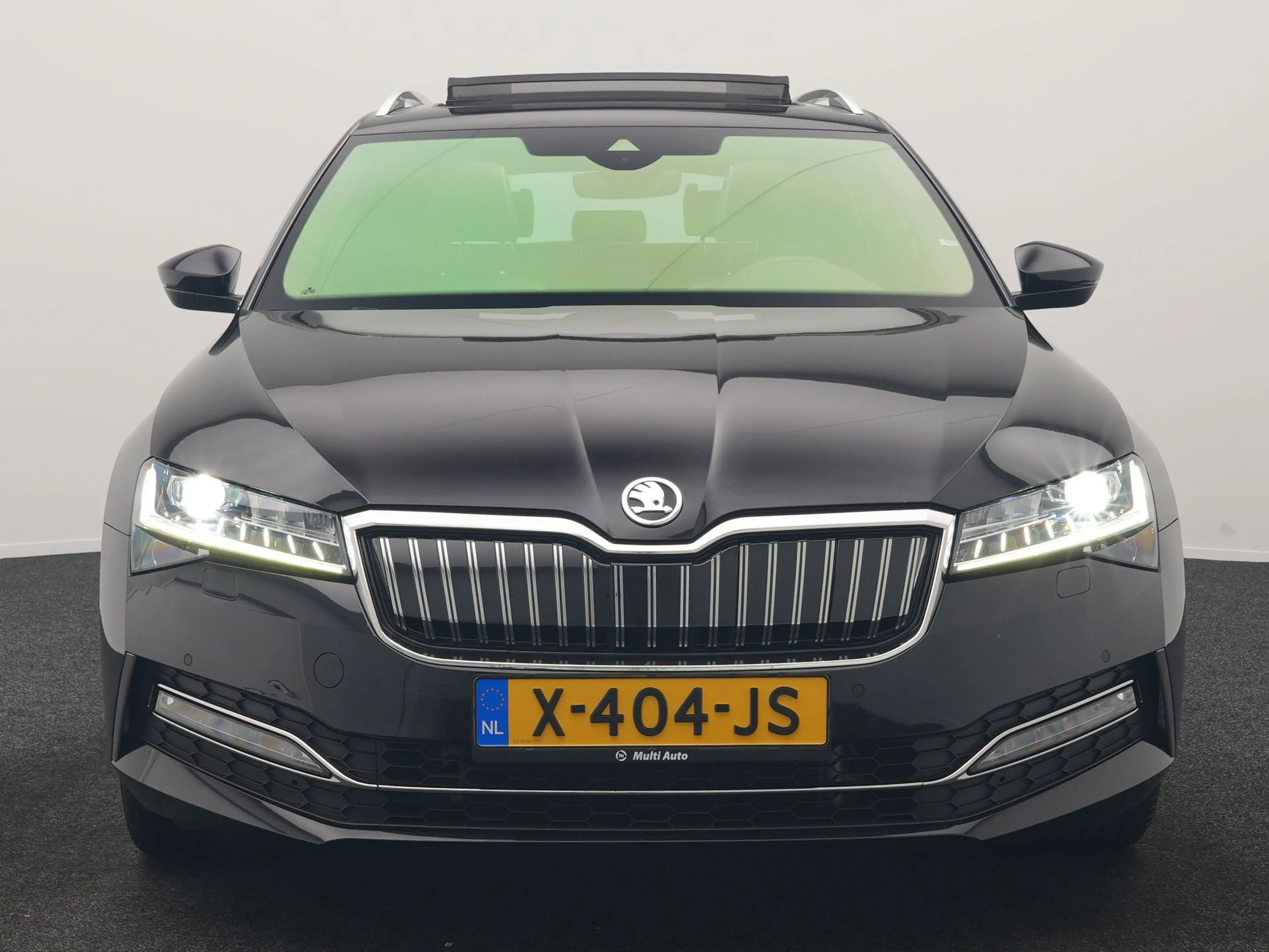 Skoda Superb Combi 1.4 TSI iV Laurin & Klement PHEV 218pk | Tre — photo 17