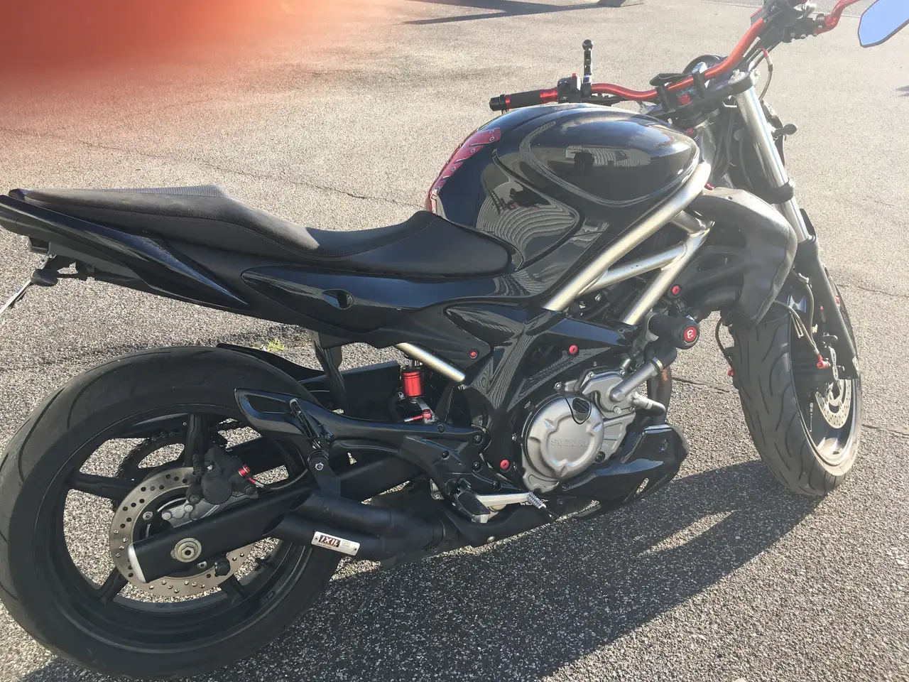 Suzuki Gladius 650