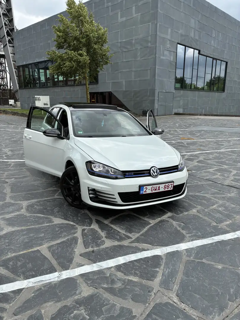 Volkswagen Golf GTE - 2