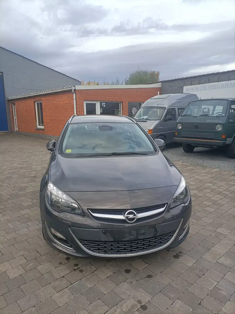 Opel Astra Astra Sports Tourer 1.6 CDTi ecoFLEX Ultimate Edition Plus Grijs - 1