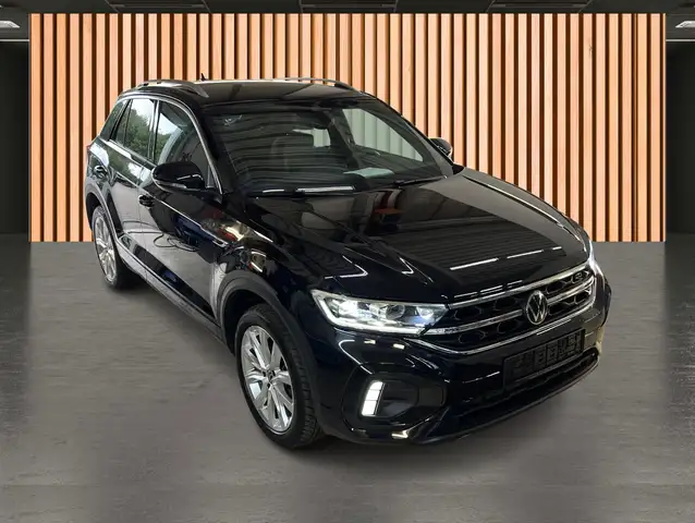 Volkswagen T-Roc view 21