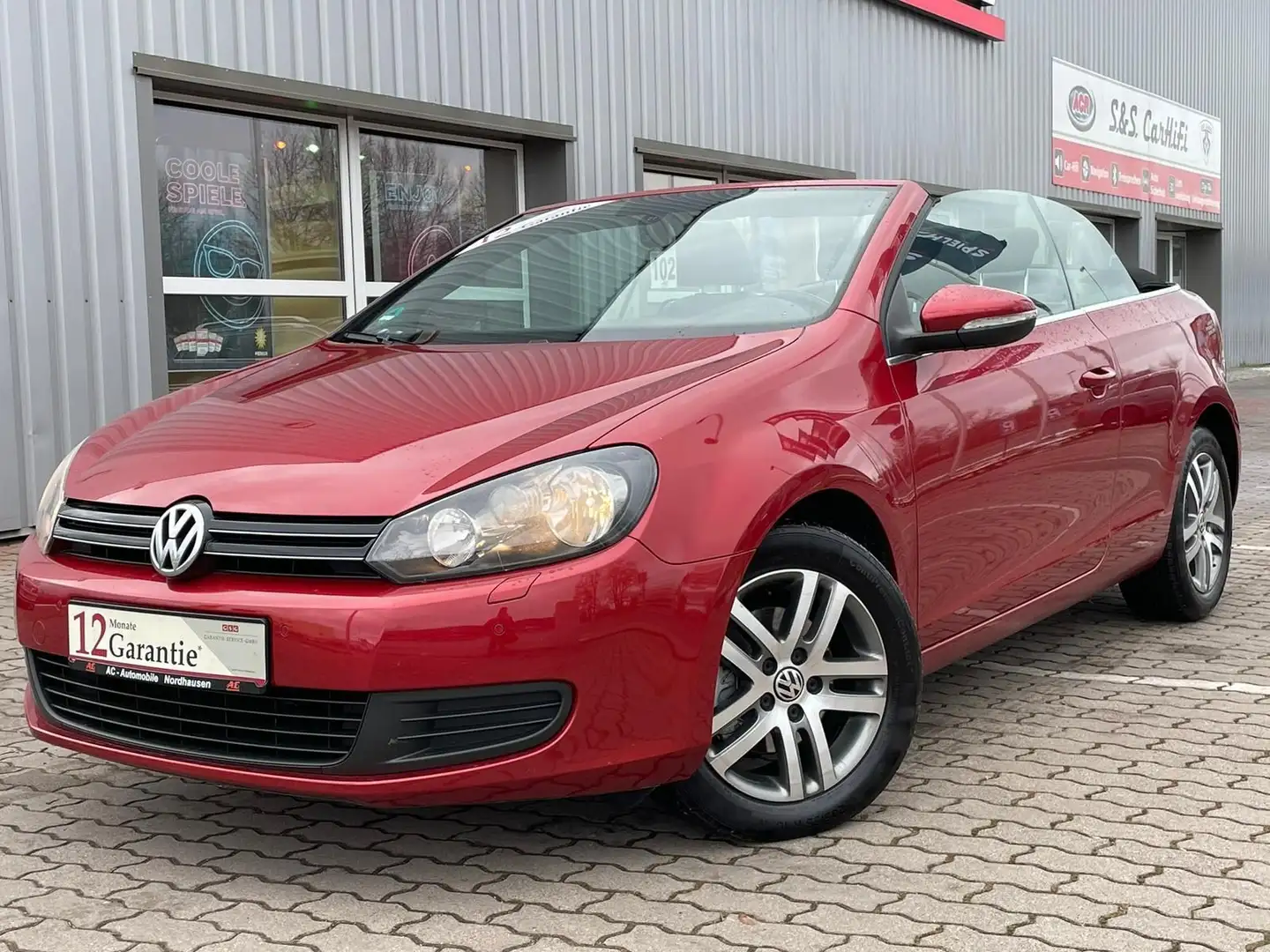 Volkswagen Golf VI Cabriolet BMT Basis Rouge - 1