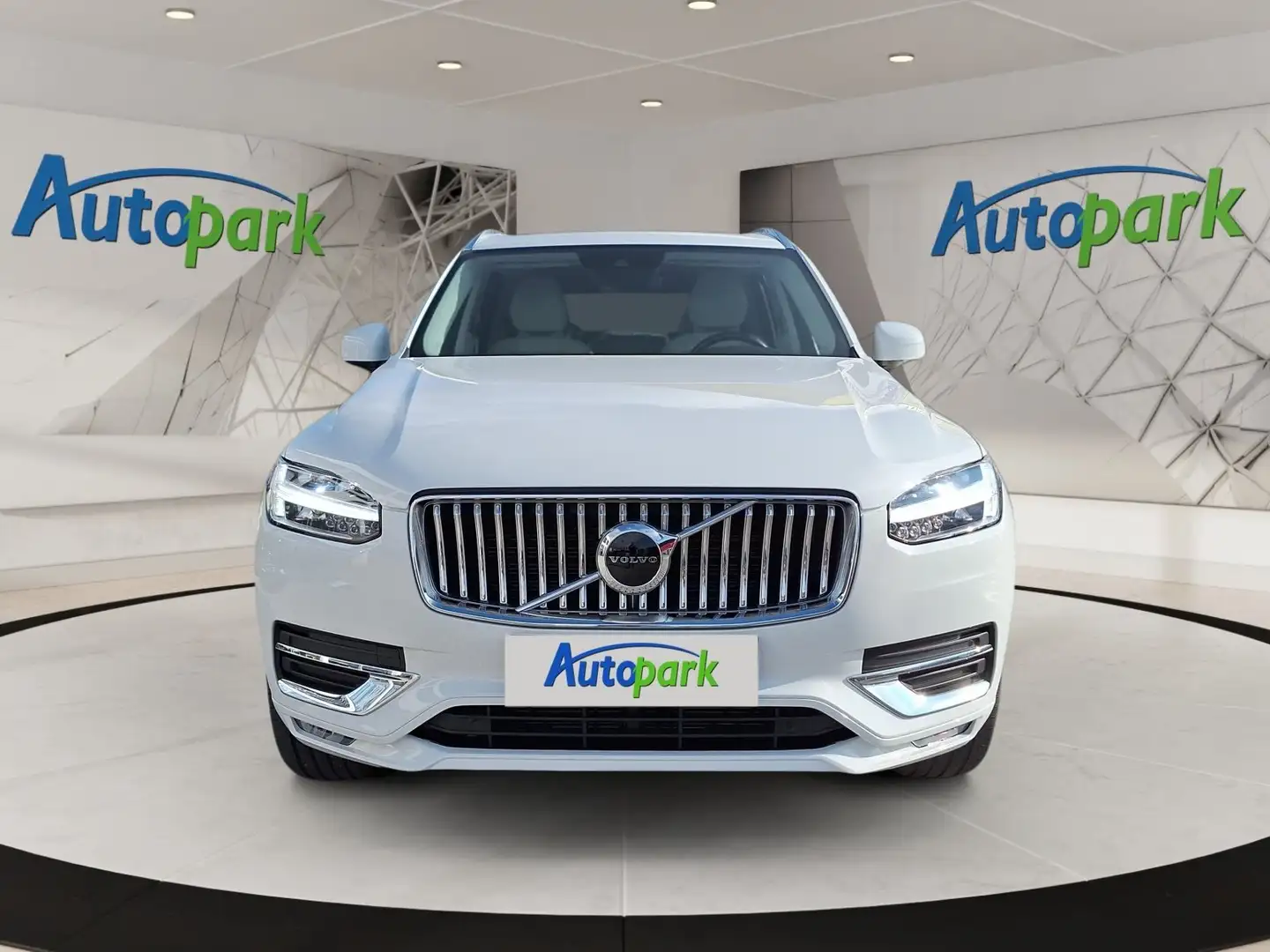 Volvo XC90 B5 (D) AWD Geartronic Inscription Inscription AWD - 2