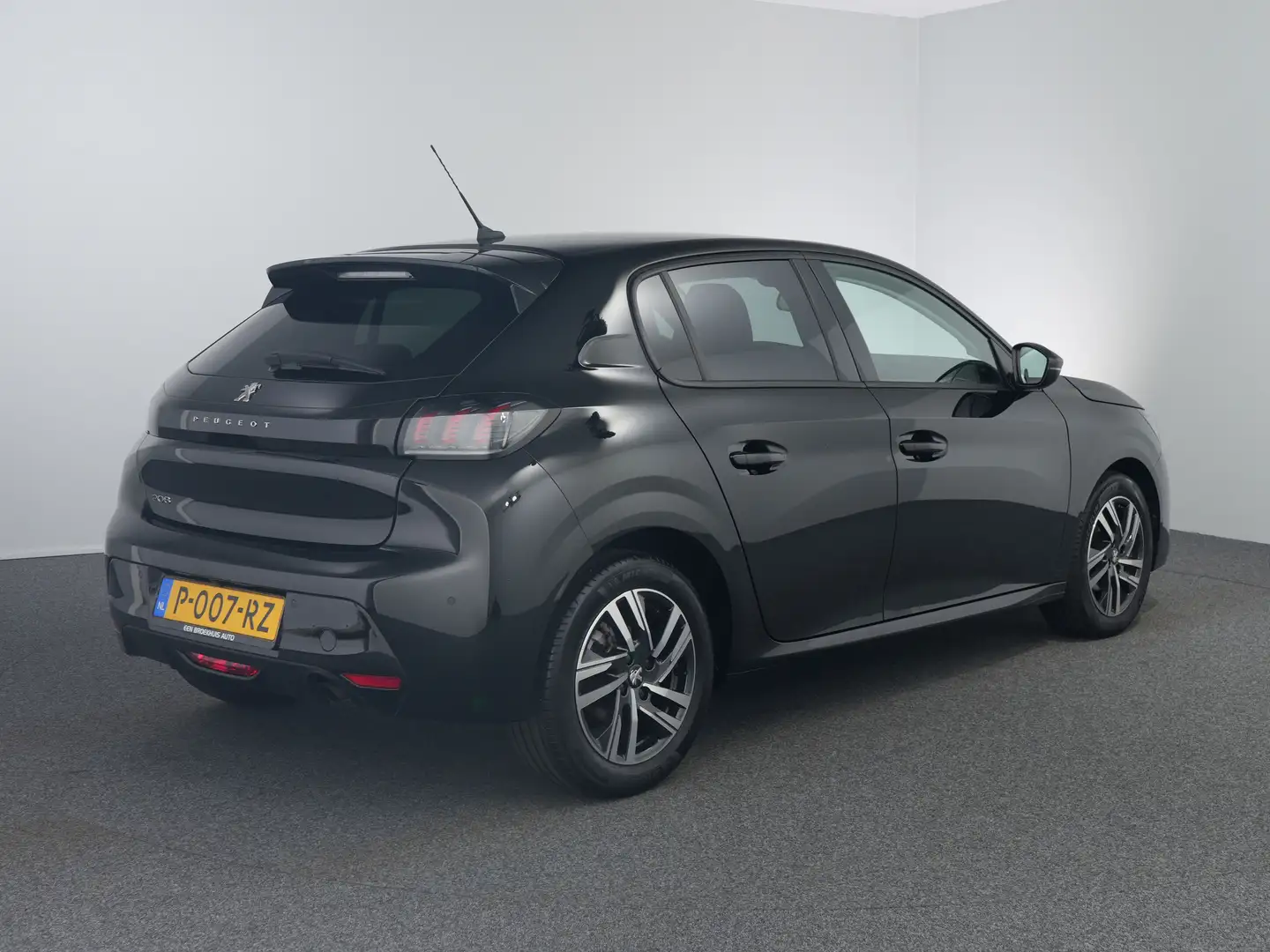 Peugeot 208 1.2 PureTech Allure Pack | Airco | Alarm klasse 1( Zwart - 2