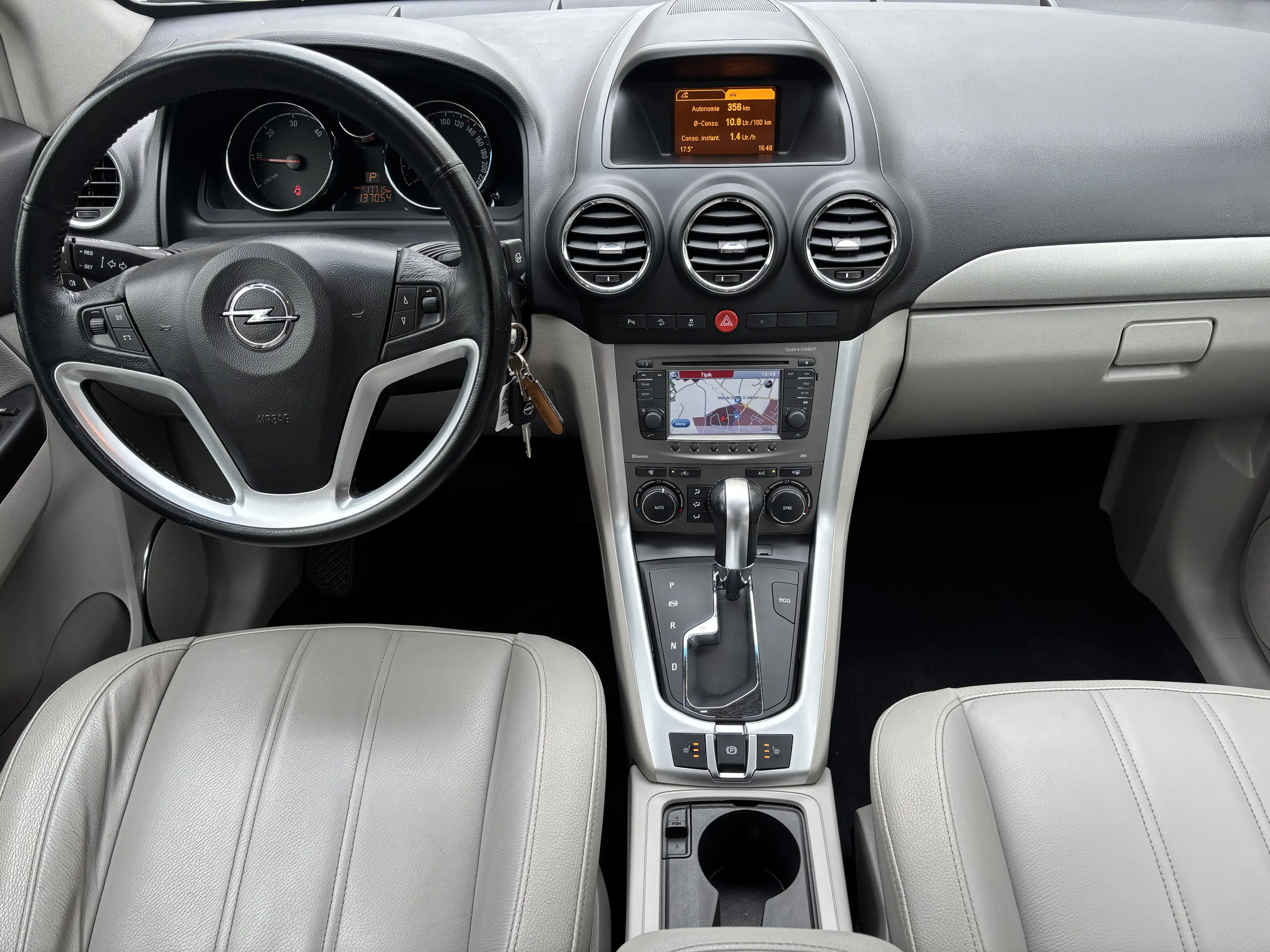 Opel Antara Antara 2.2 CDTI 4x2 Ultimate Edition — photo 11