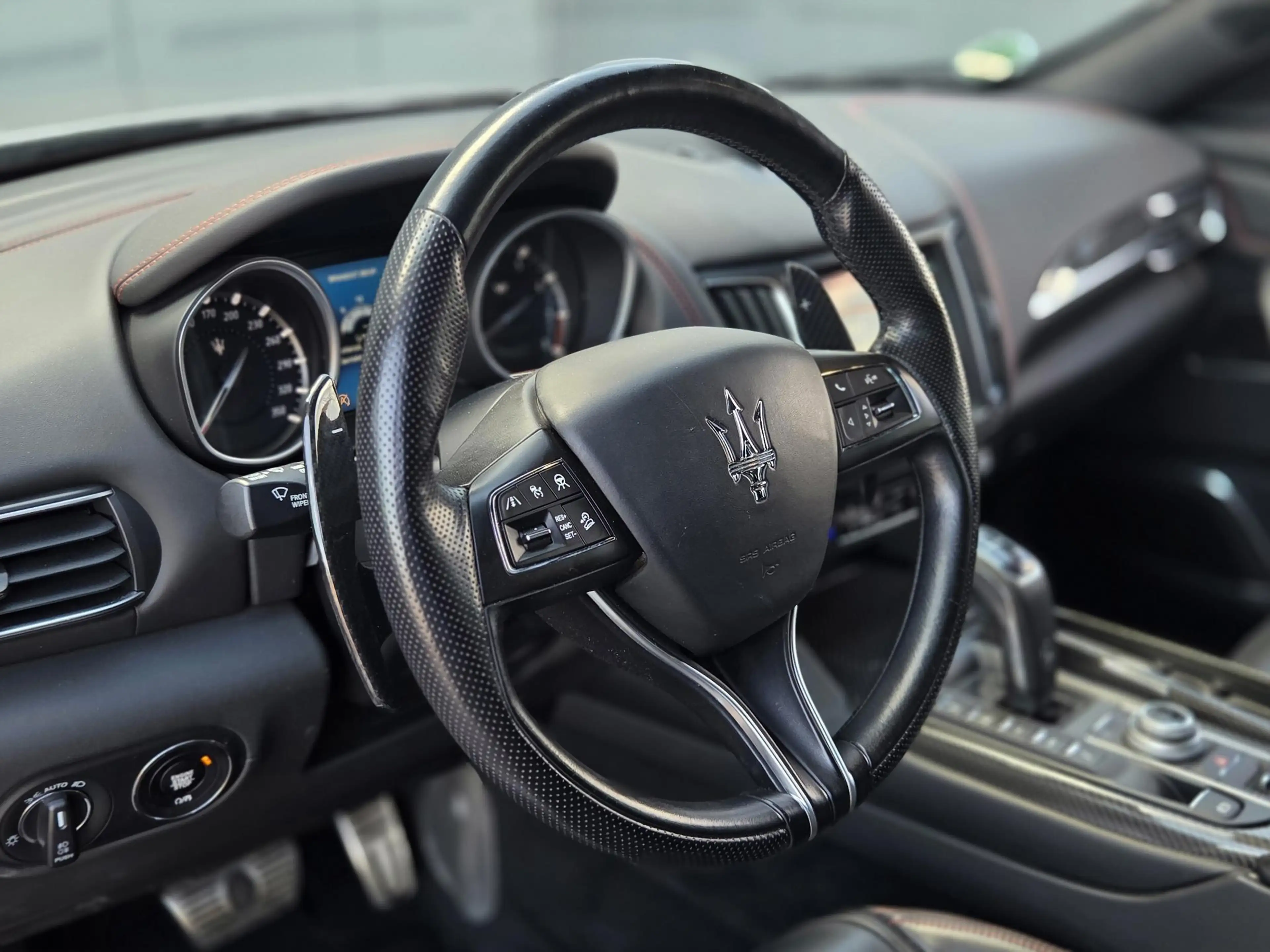 Maserati Levante 3.8 V8 GTS | Schuif-kanteldak | Adaptive Cruise Co — photo 13