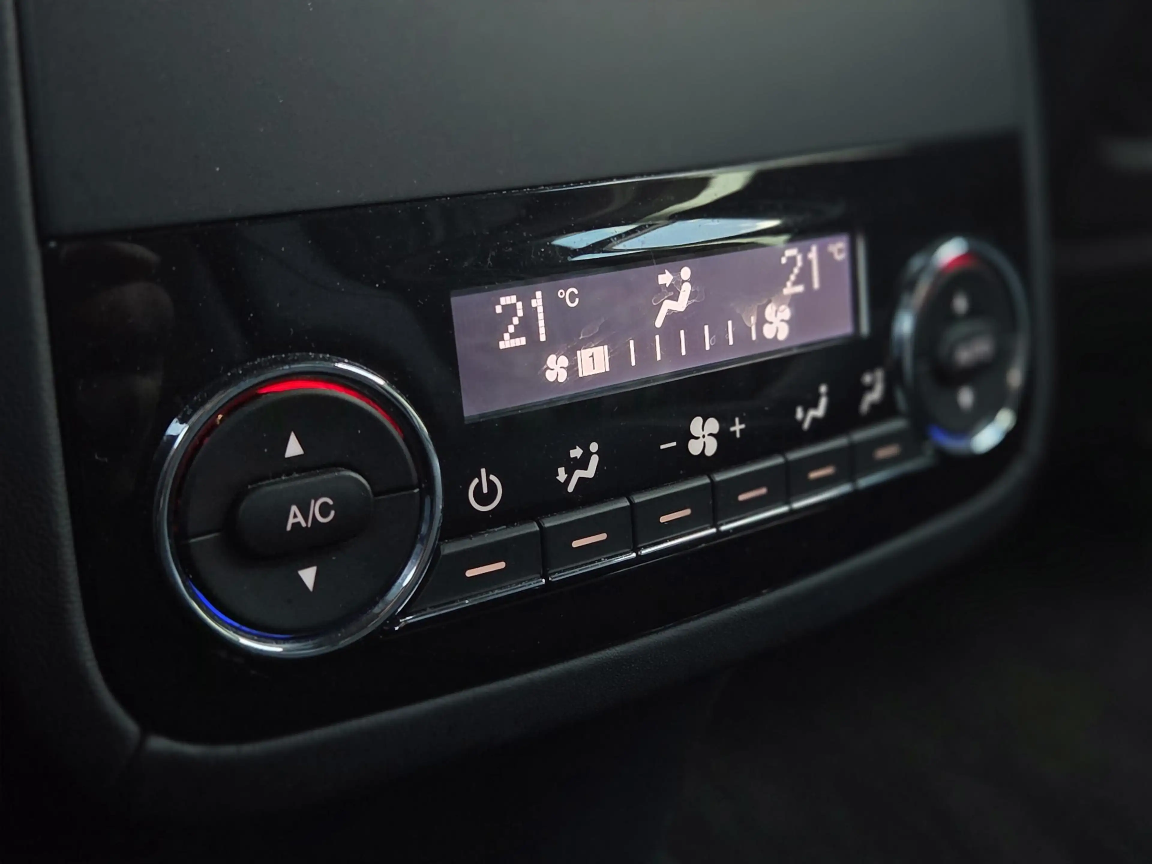 Maserati Levante 3.8 V8 GTS | Schuif-kanteldak | Adaptive Cruise Co — photo 12