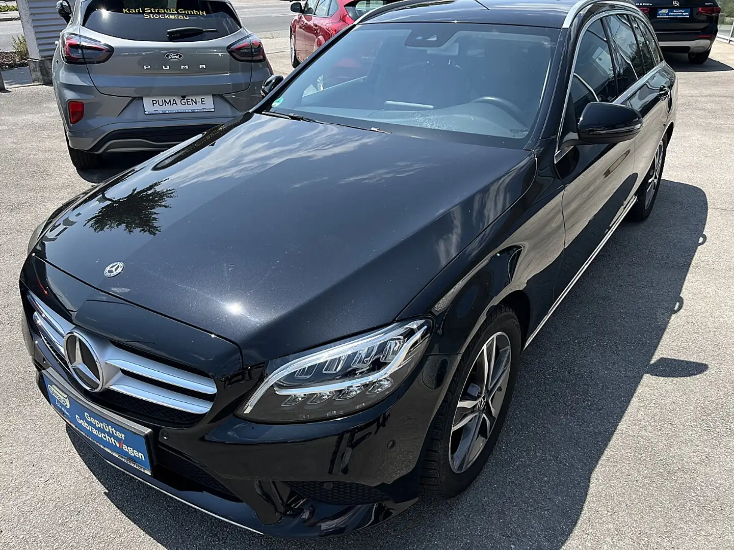 Mercedes-Benz C 180 Avantgarde Schwarz - 2