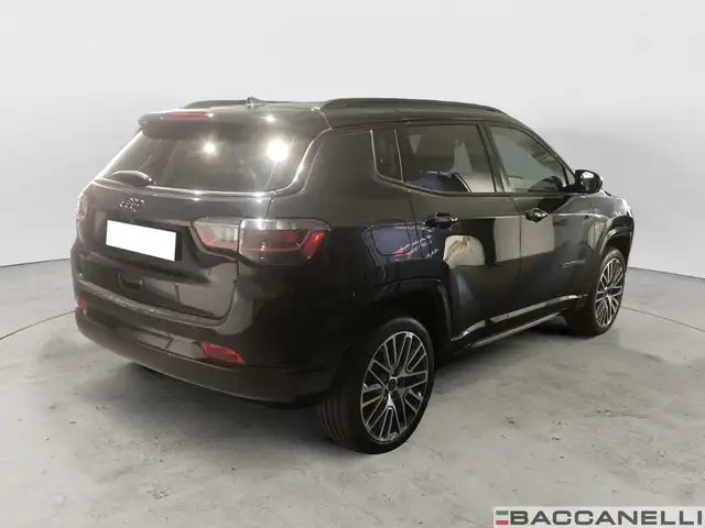 Jeep Compass view 3