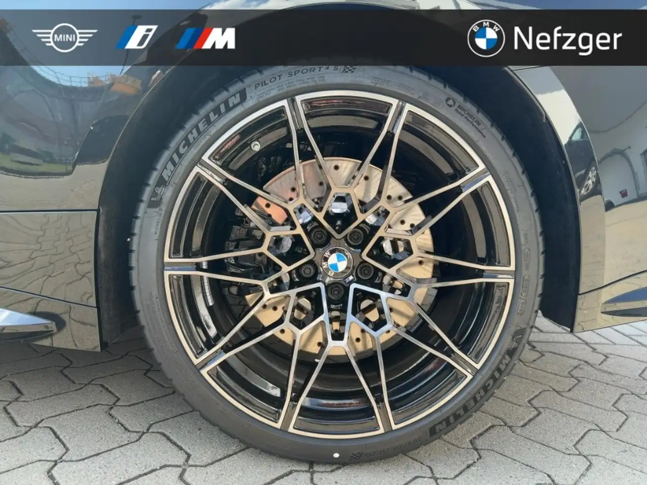 BMW M4 Comp. M xDrive Coupe Leder H&K HUD 12