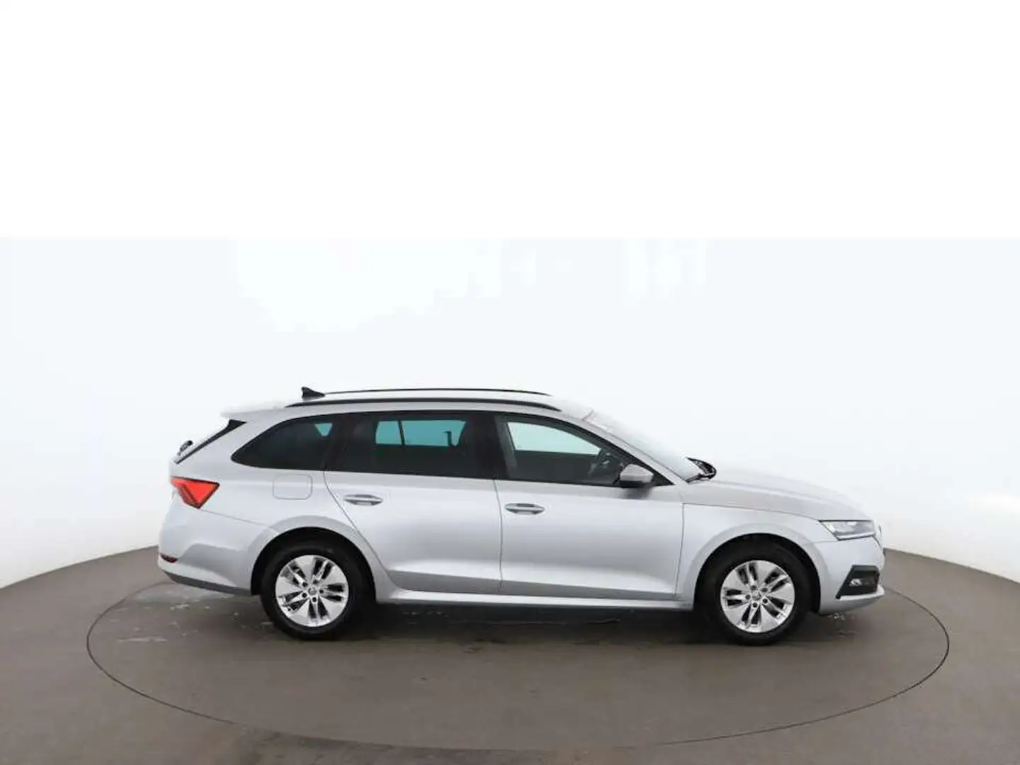 Skoda Octavia Combi 2.0 TDI Ambition LED NAVI SITZHZG Silber - 2