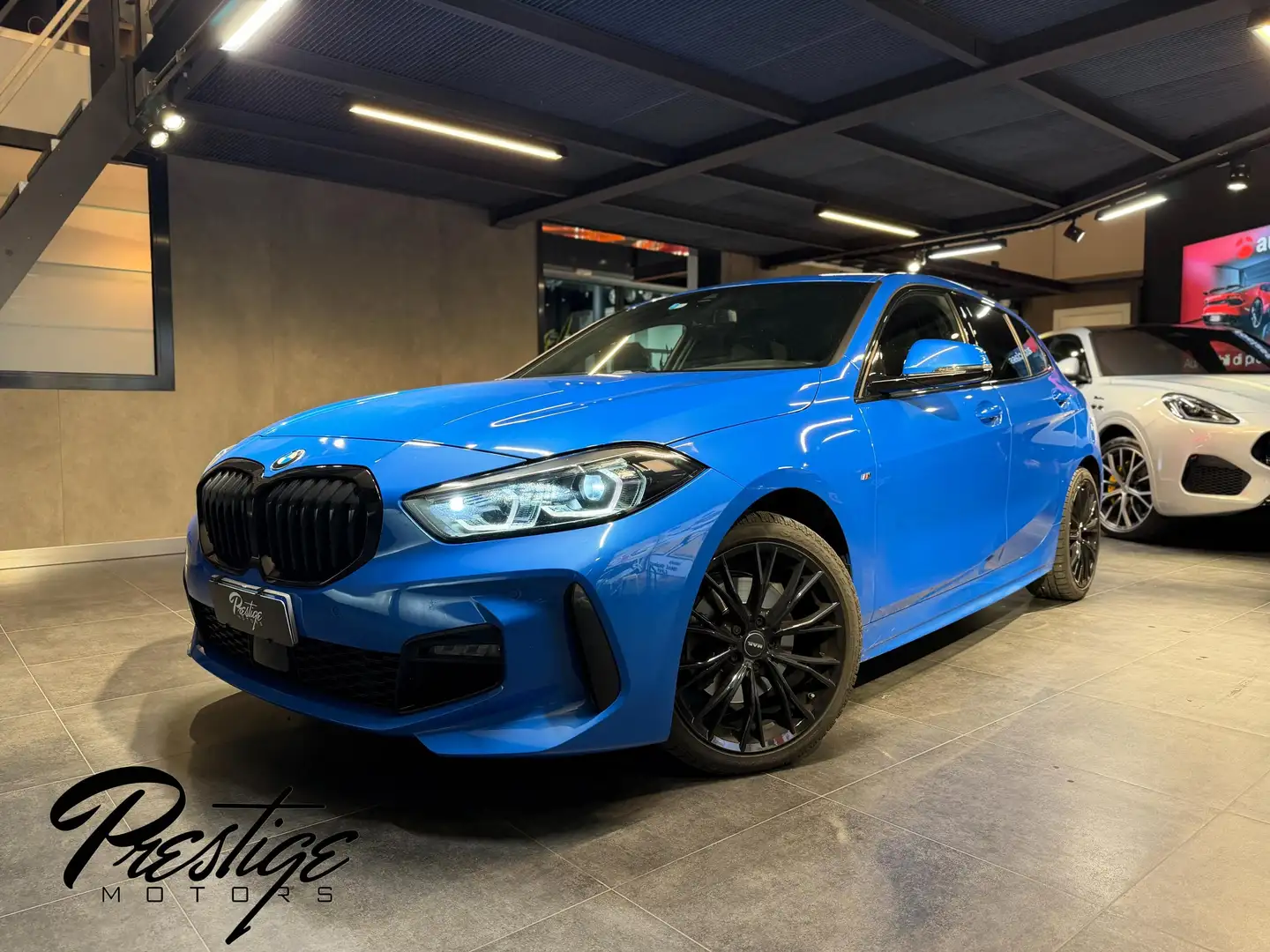 BMW 118 118d Msport auto Blau - 2