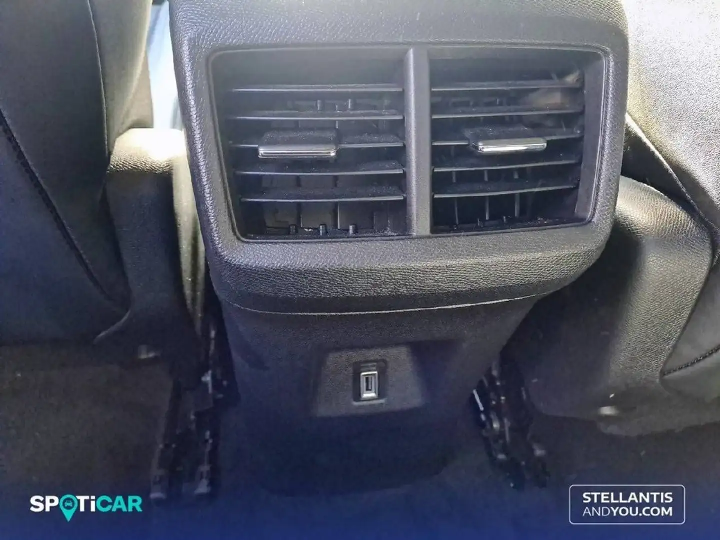 Citroen C5 Aircross PureTech S&S Plus 130 Azul - 1