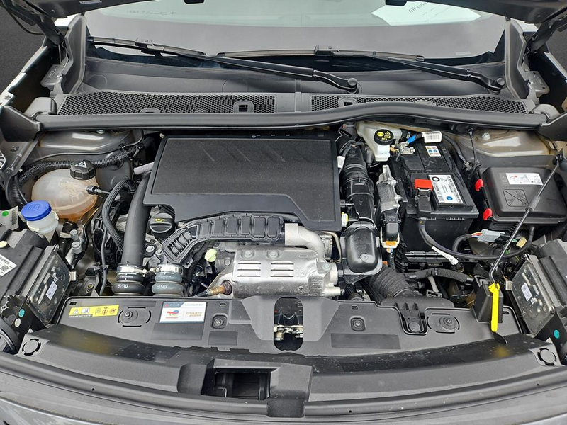 Peugeot 2008 GT — photo 7
