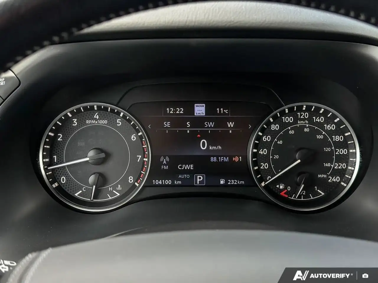 Nissan Armada снимка Nissan Armada