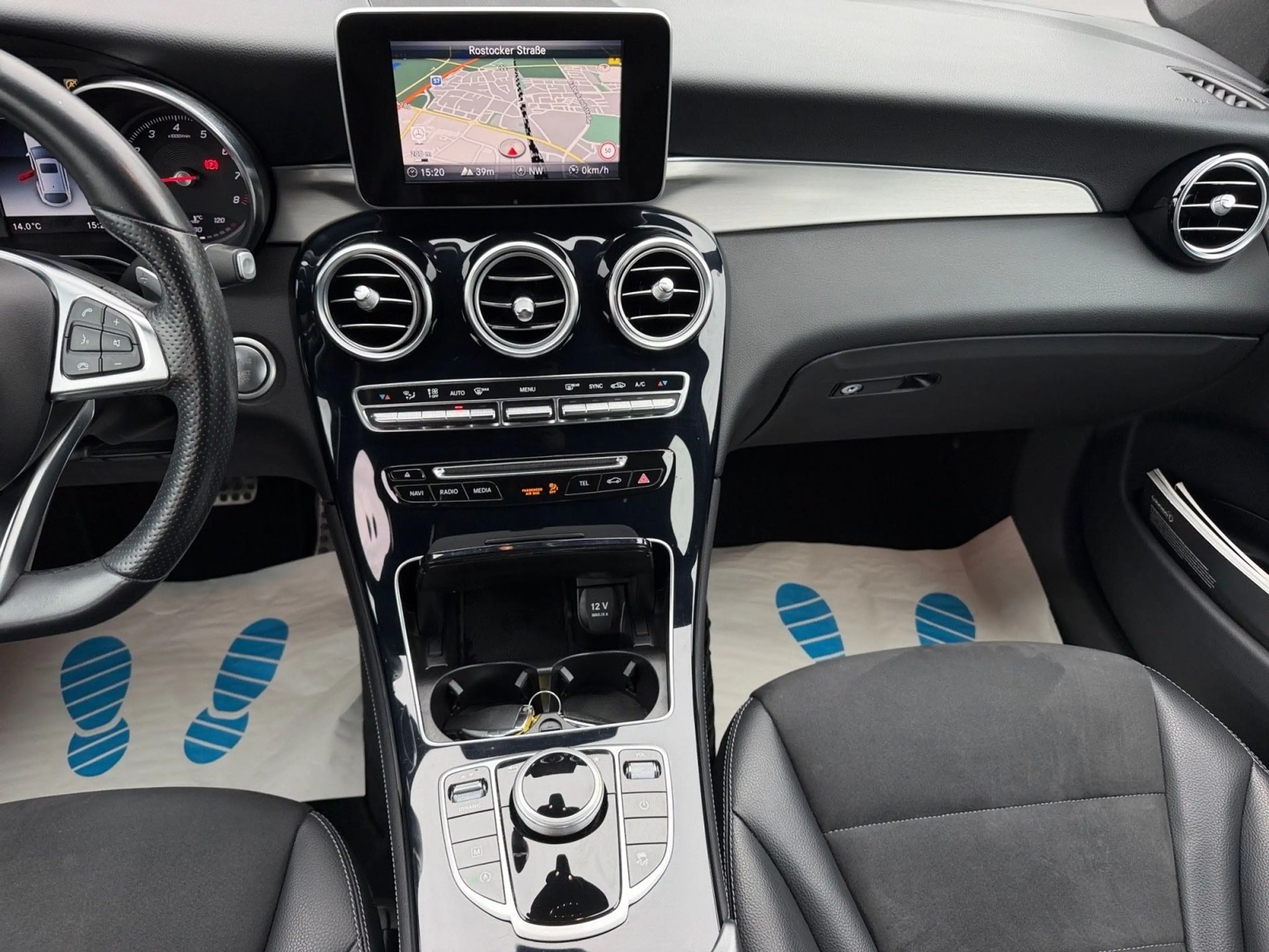 Mercedes-Benz GLC 250 GLC Coupe 4Matic AMG-Line LED Kamera — photo 11