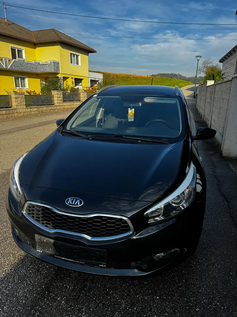Kia Ceed SW / cee'd SW cee'd SW 1,6 CRDi Cool Cool Schwarz - 1