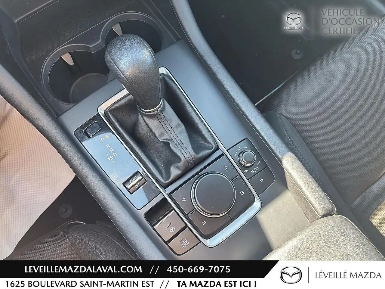 Mazda 3 снимка Mazda 3