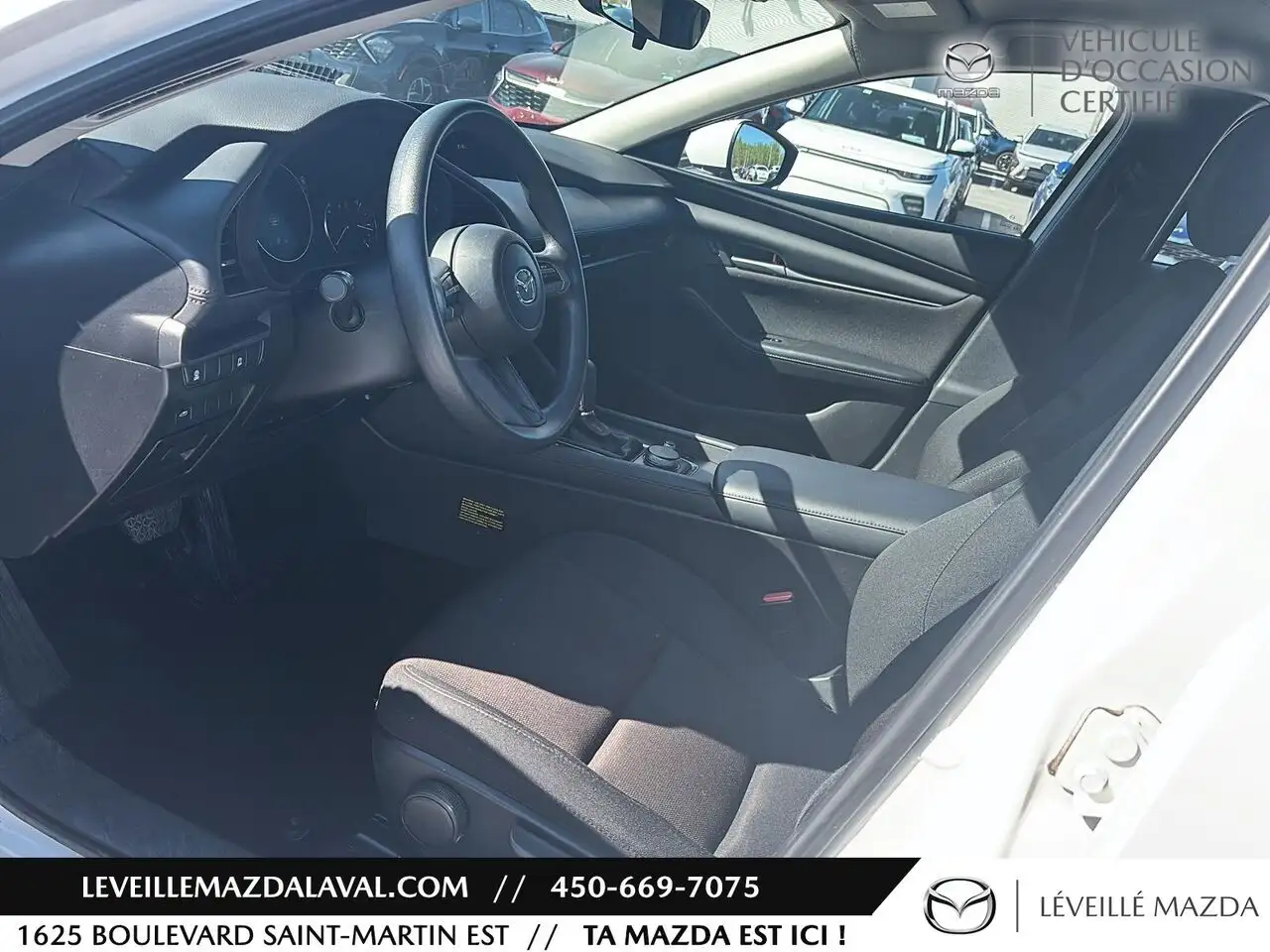 Mazda 3 снимка Mazda 3