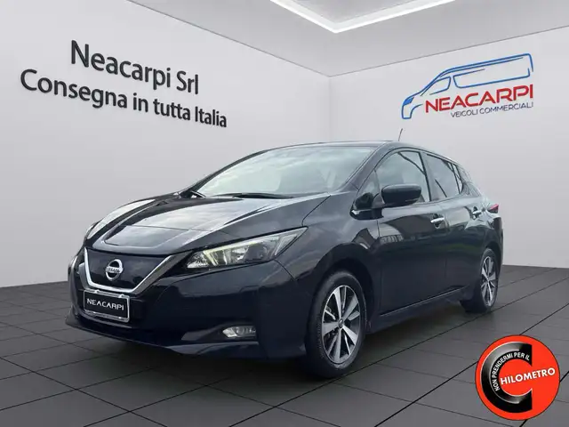 Nissan Leaf ACENTA 40 KWH-NAVI-SENSORI-RETROCAMERA-POKI KM-