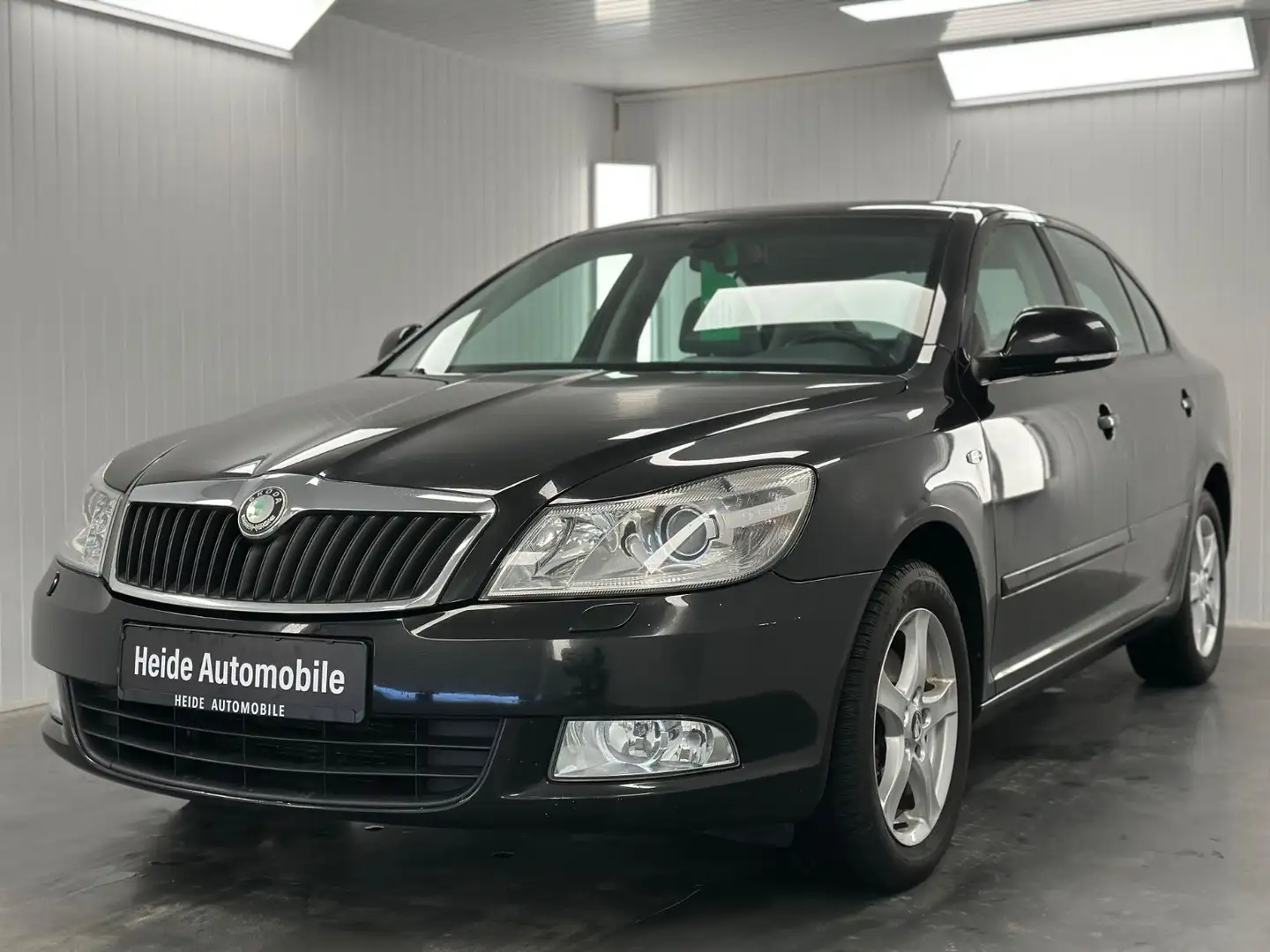 Skoda Octavia Lim. Laurin & Klement Xenon Tempomat Schwarz - 1