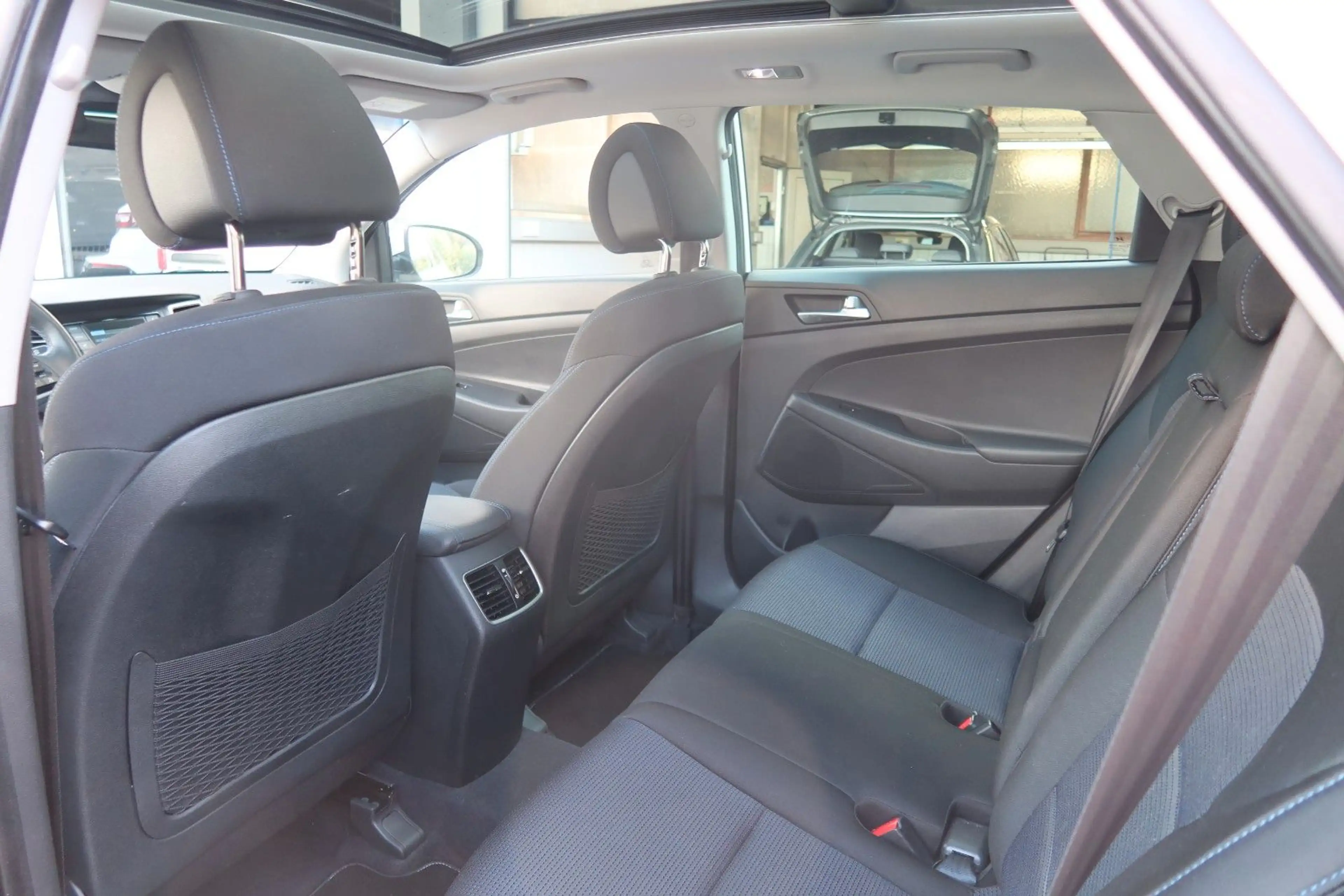Hyundai TUCSON Trend 2WD — photo 13